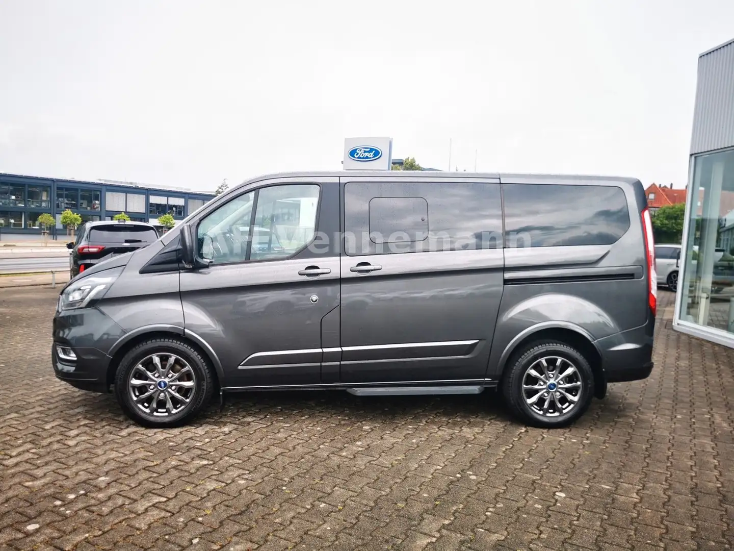 Ford Tourneo Custom Titanium X 170PS Automatik Gris - 2