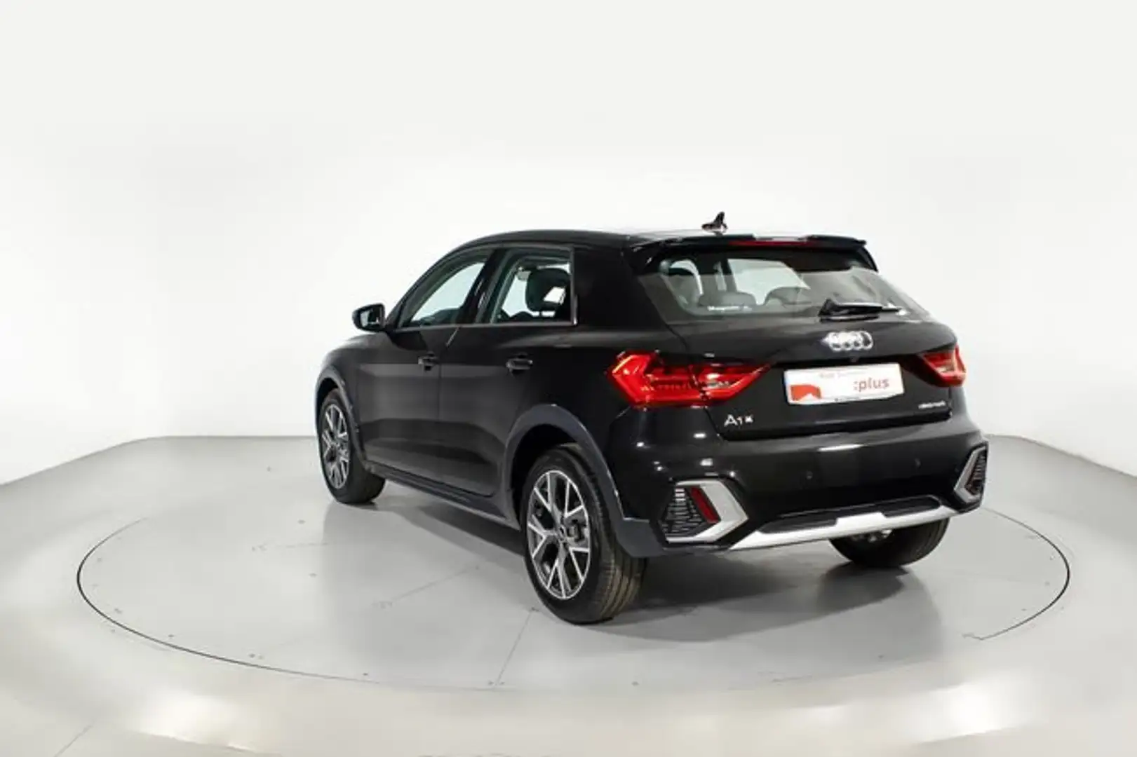 Audi A1 1.0 30 TFSI S TRONIC ADRENALIN ALLSTREET 5P Negro - 2