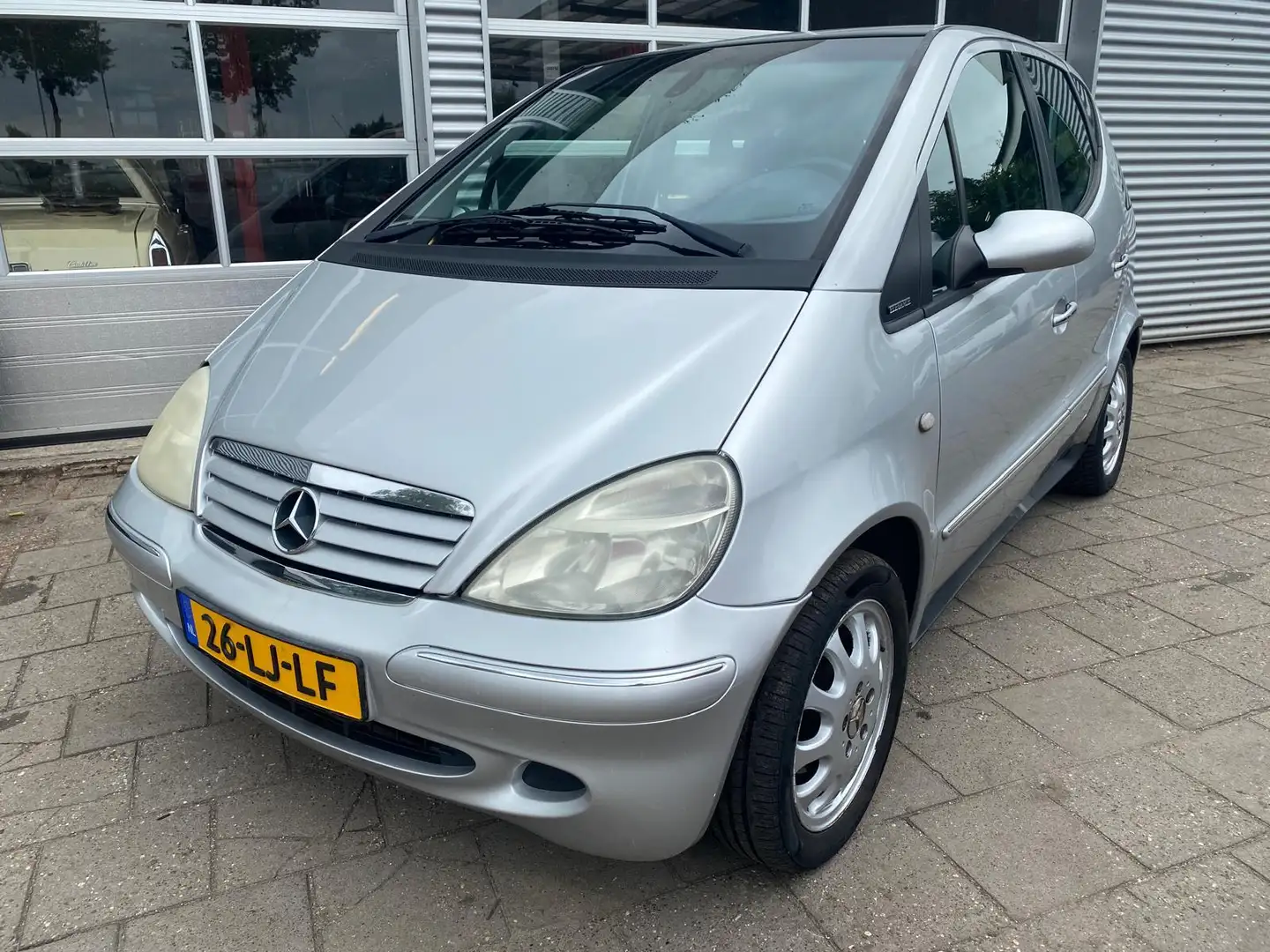 Mercedes-Benz A 140 Elegance - Cruise Control - Automaat Gri - 1
