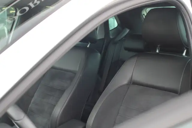 Volkswagen Polo view 9