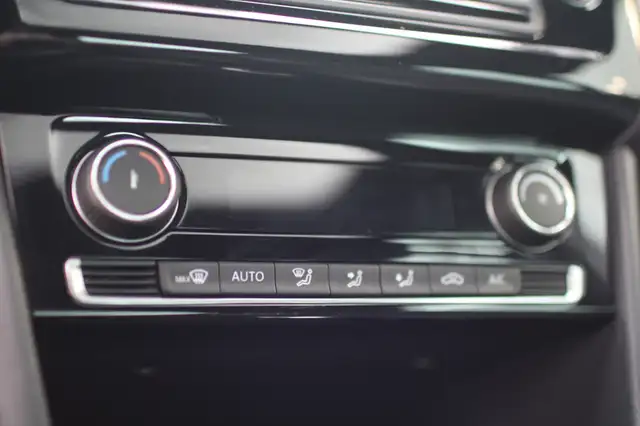 Volkswagen Polo view 12