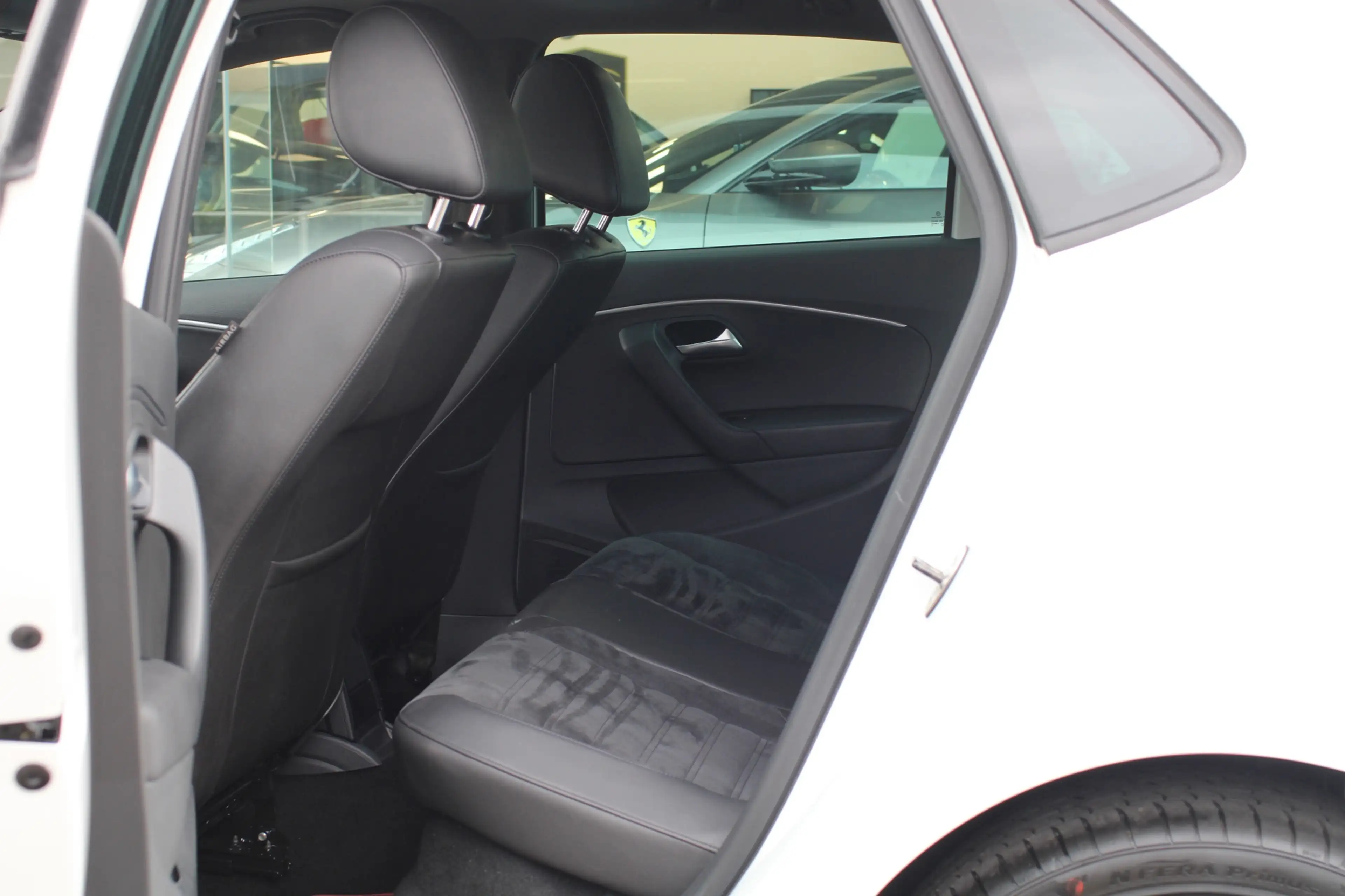 Volkswagen Polo GTI 1.8 TSI I Automaat I Pano I Navi — photo 10