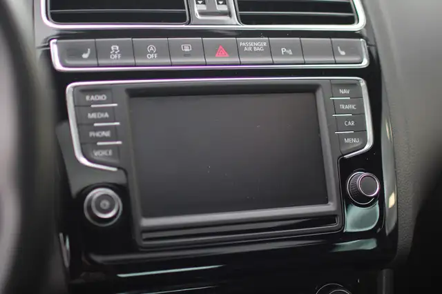Volkswagen Polo view 13