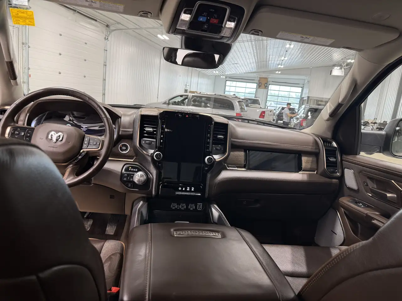 RAM 1500 снимка RAM 1500