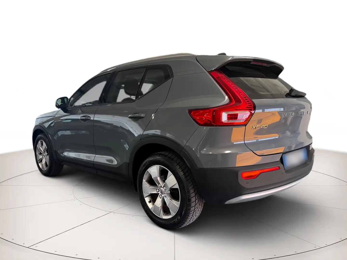 Volvo XC40 1.5 t3 Momentum Pro 163cv Nero - 2