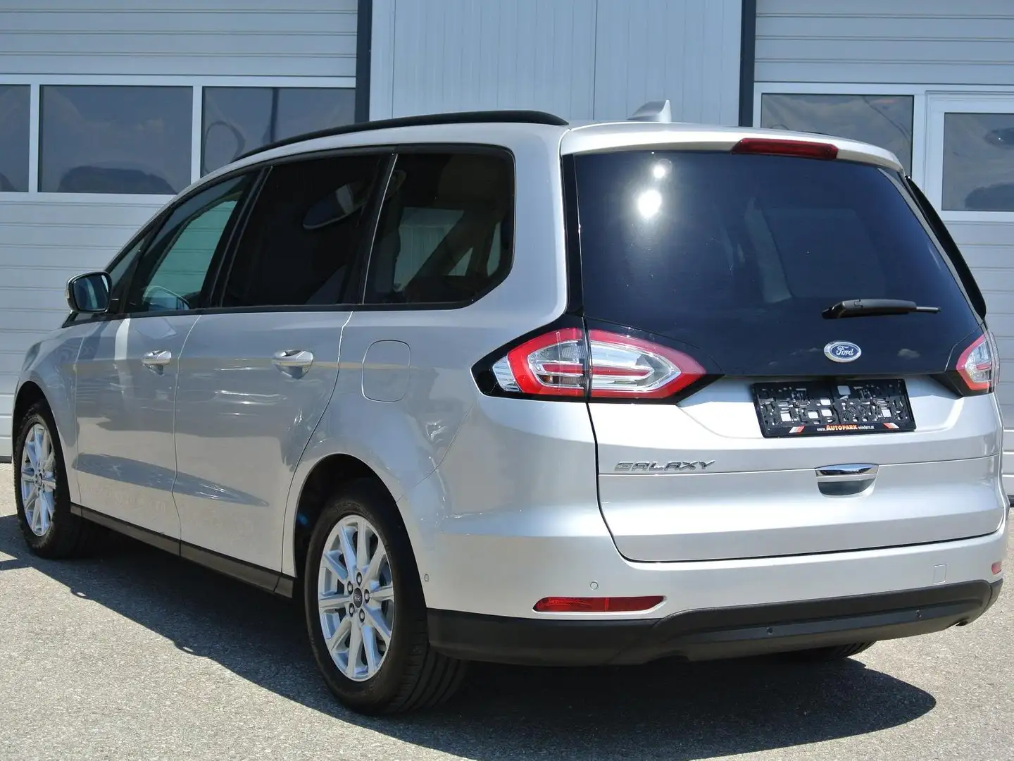 Ford Galaxy 2.0 EcoBlue Aut. EDITION * LED * KAMERA * AHK * Silber - 2