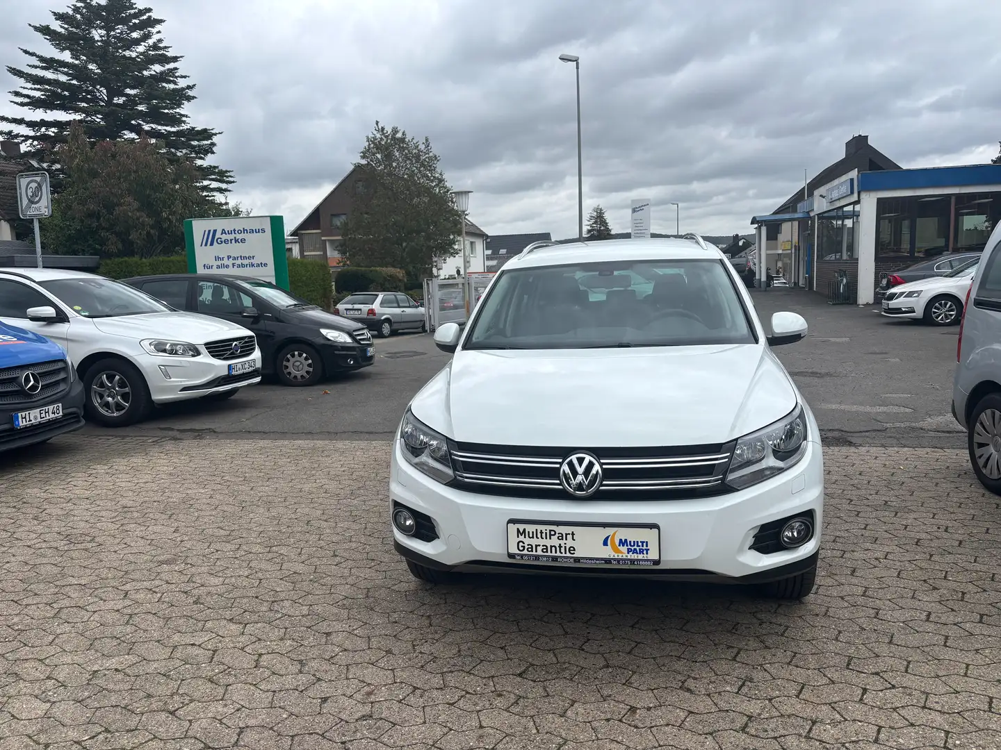 Volkswagen Tiguan Track Weiß - 1