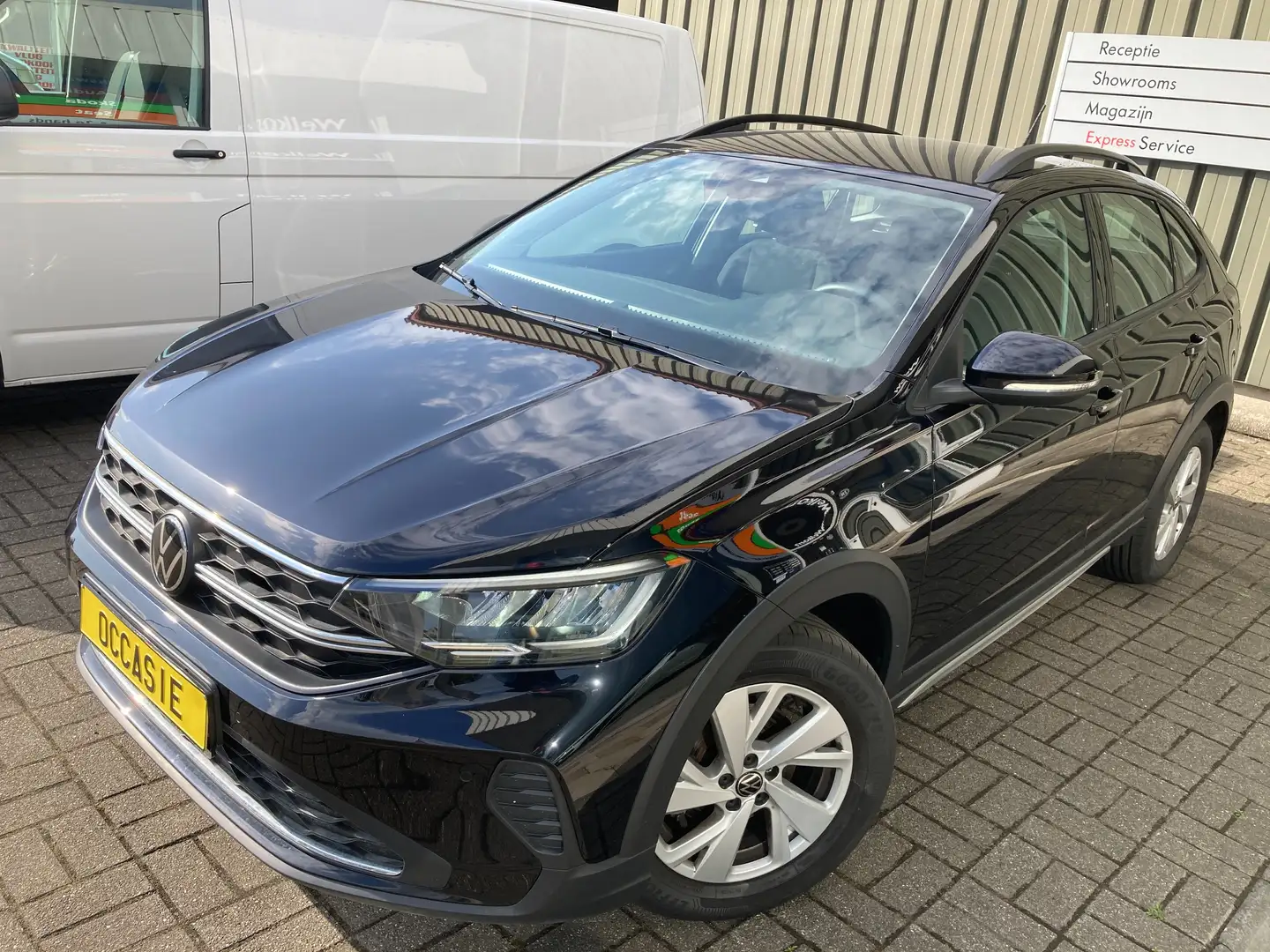 Volkswagen Taigo LIFE -Airco -LED -App -Zetelvwarm -Parksens -Alu16 Noir - 2