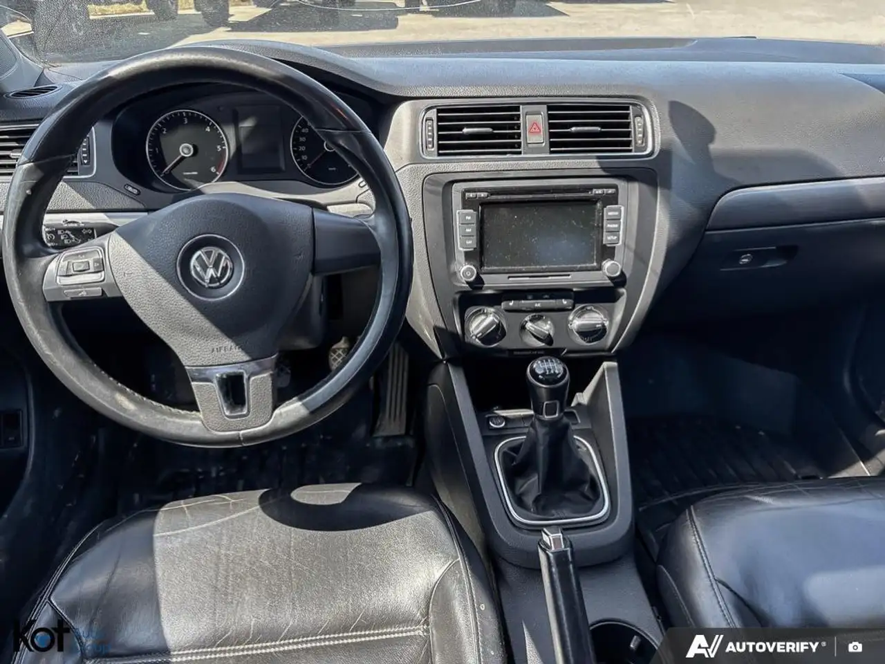 Volkswagen Jetta снимка Volkswagen Jetta