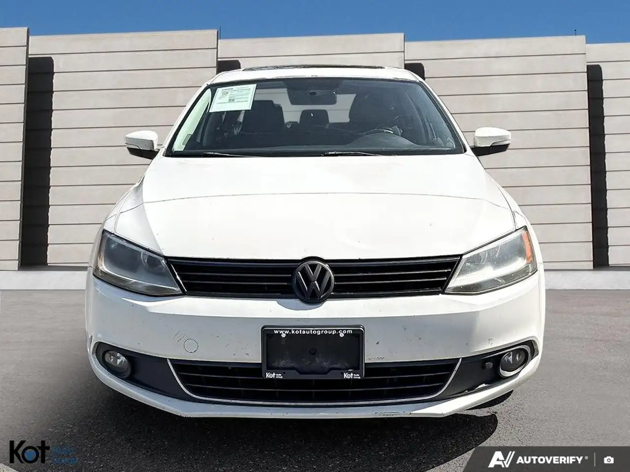 Volkswagen Jetta снимка Volkswagen Jetta