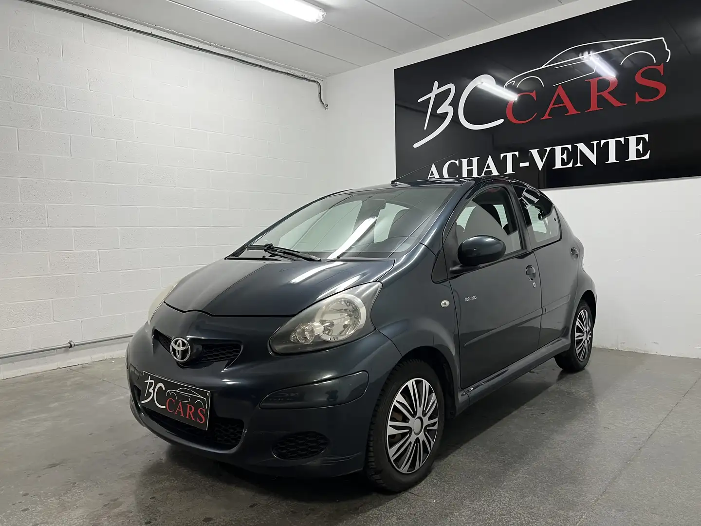 Toyota Aygo 1.0i VVT-i Toronto*GARANTIE*CLIM*EURO 5* - 1