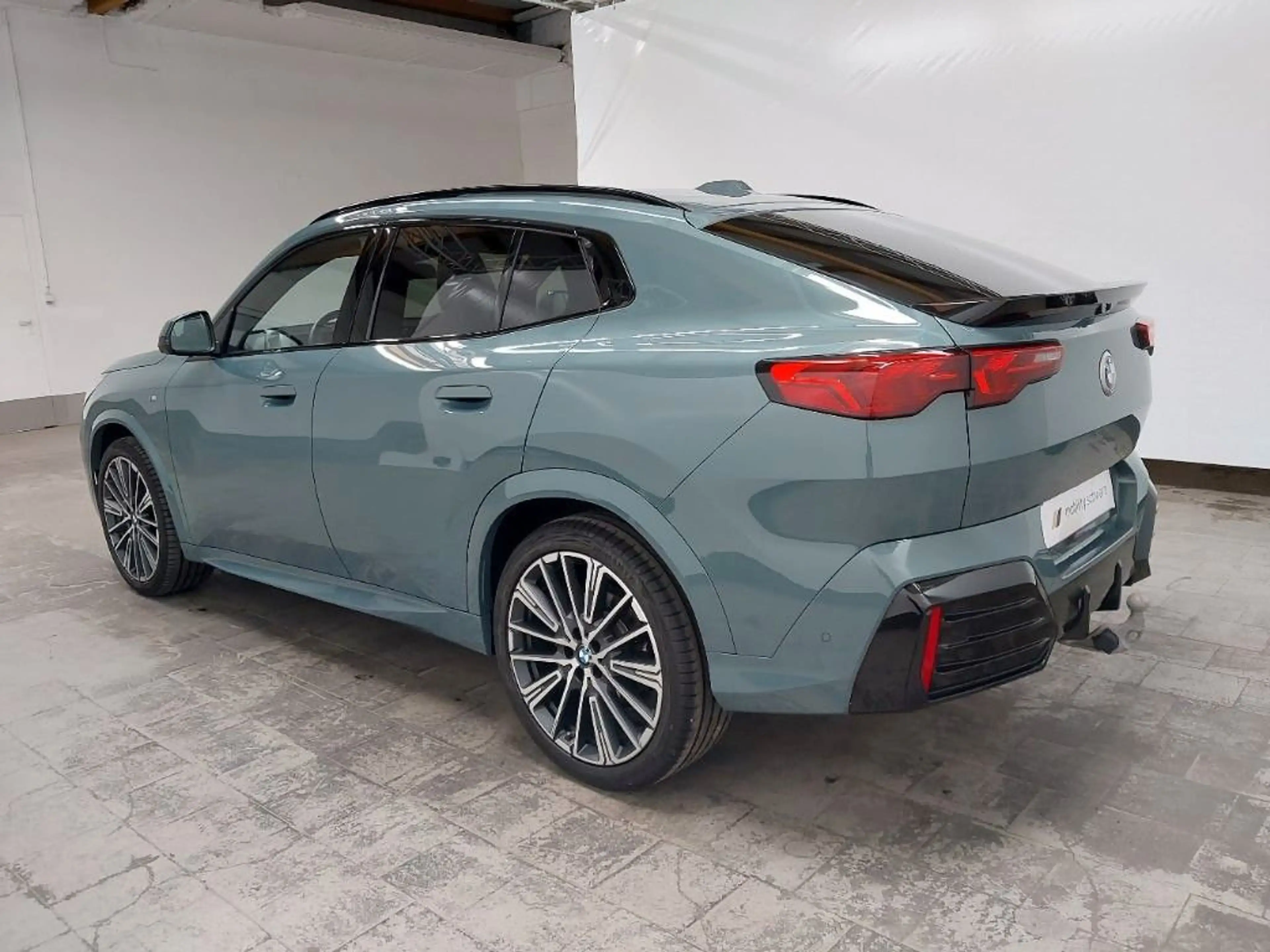 BMW X2 20xd M Sport AHK ACC Iconic Glow HuD PANO — photo 4