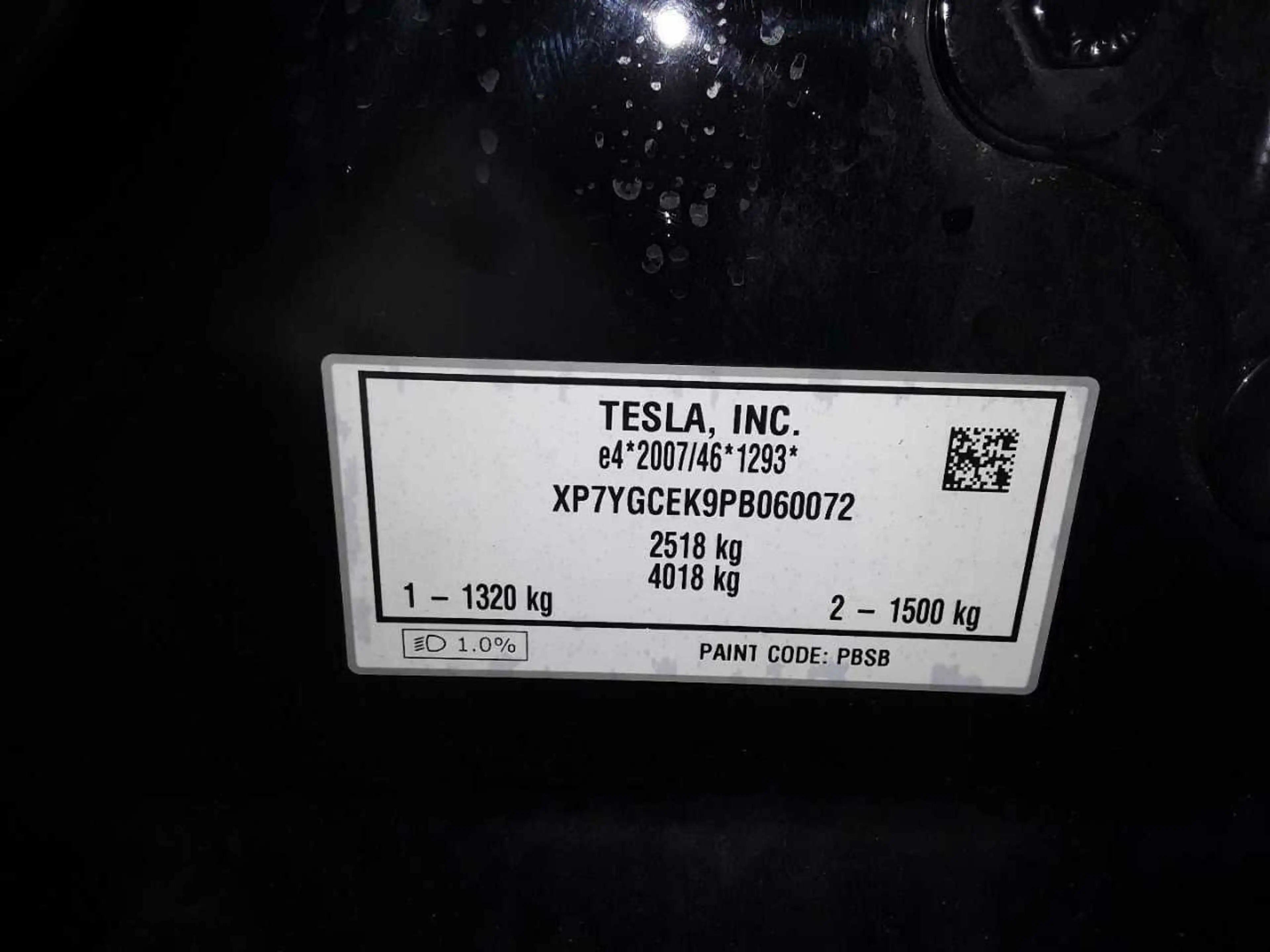 Tesla Model Y Maximale Reichweite Long Range Dual Pano — photo 13