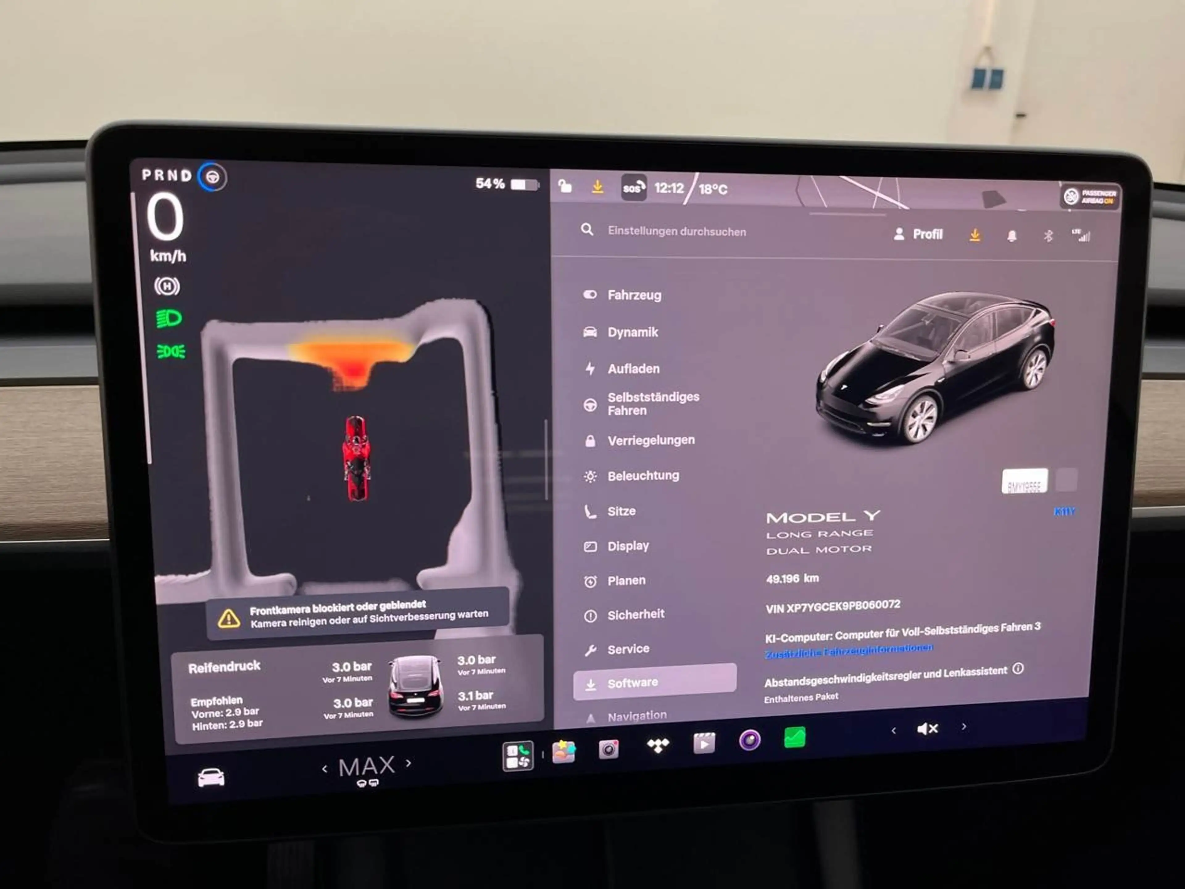 Tesla Model Y Maximale Reichweite Long Range Dual Pano — photo 9