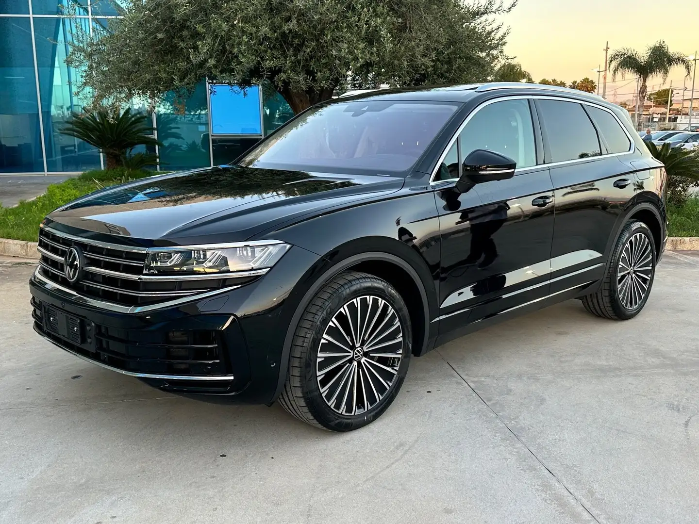 Volkswagen Touareg V6 tsi Elegance possibilità noleggio no scoring Noir - 1
