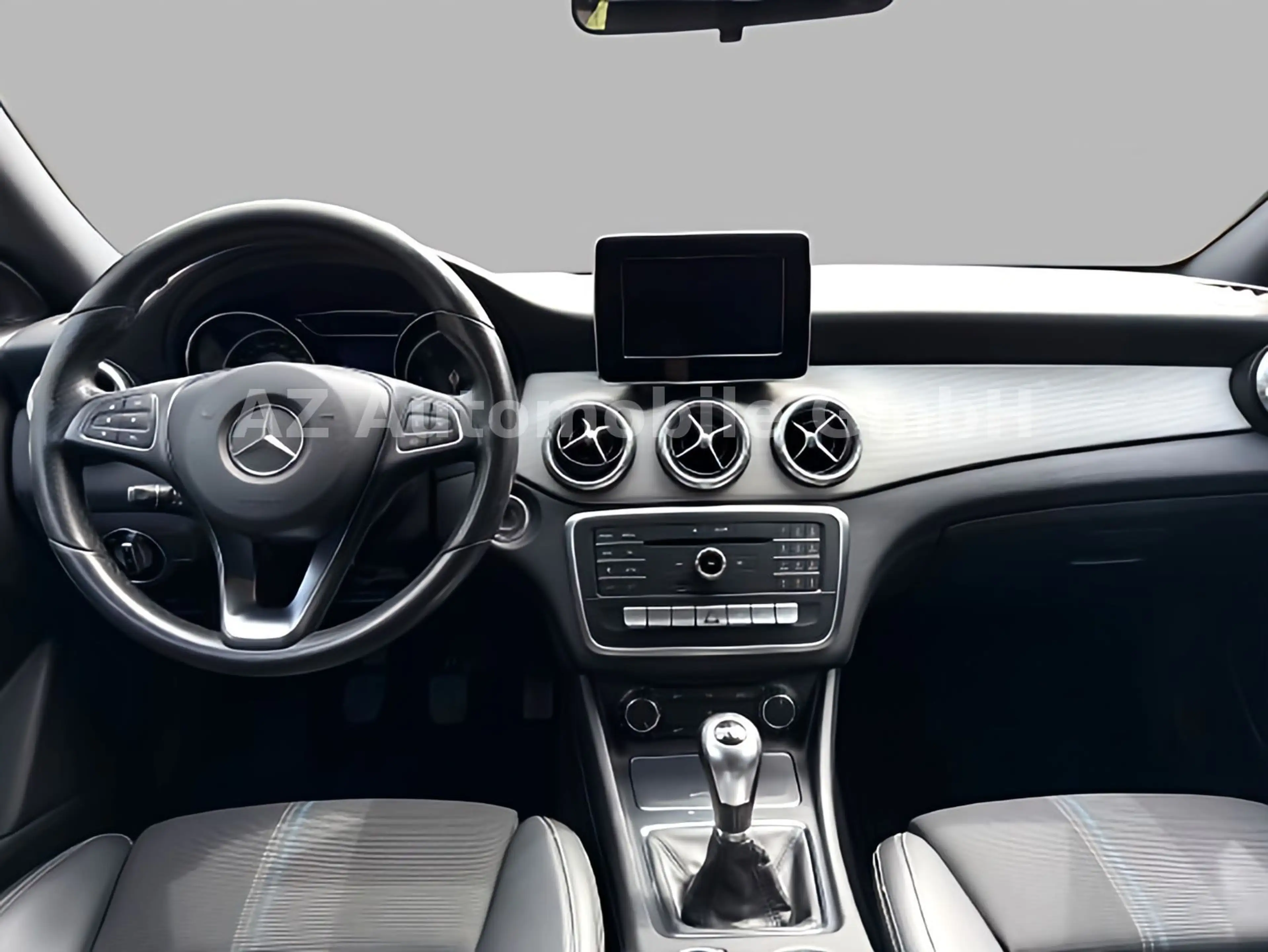 Mercedes-Benz CLA 200 LED/TEMPOMT/SHZ/GARANTIE — photo 10