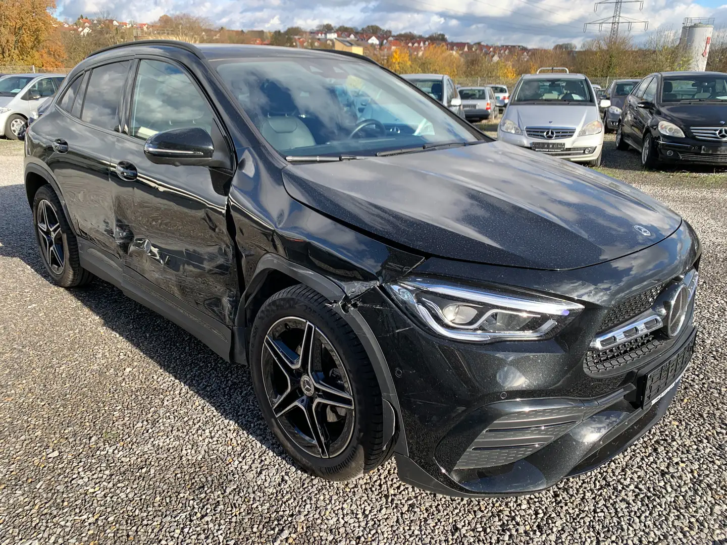 Mercedes-Benz GLA 200 GLA 200 7G-DCT AMG Line*LED*PANO*Performance* Negro - 2