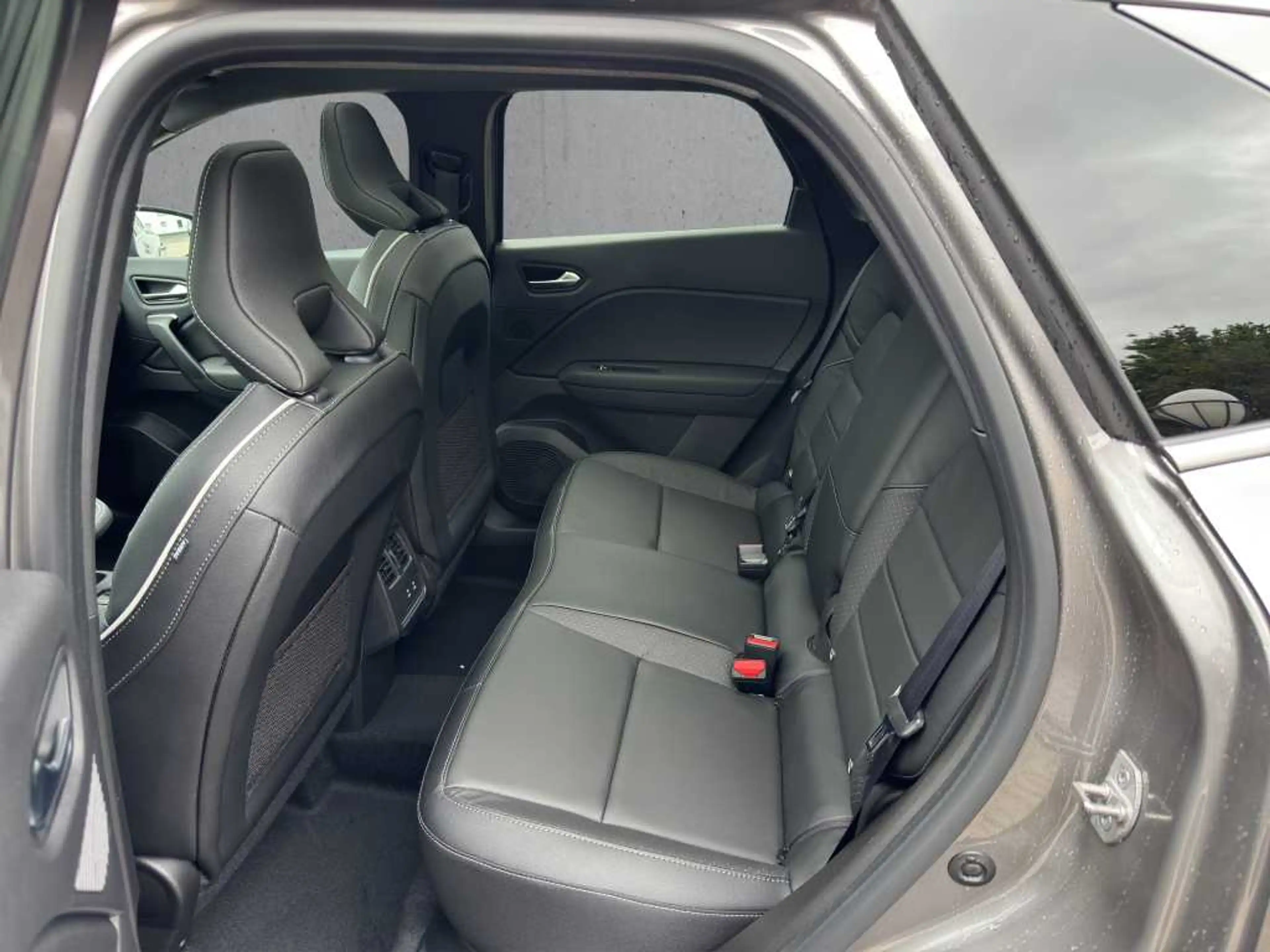 Mitsubishi Grandis Diamant TOP 1.8 Hybrid — photo 14