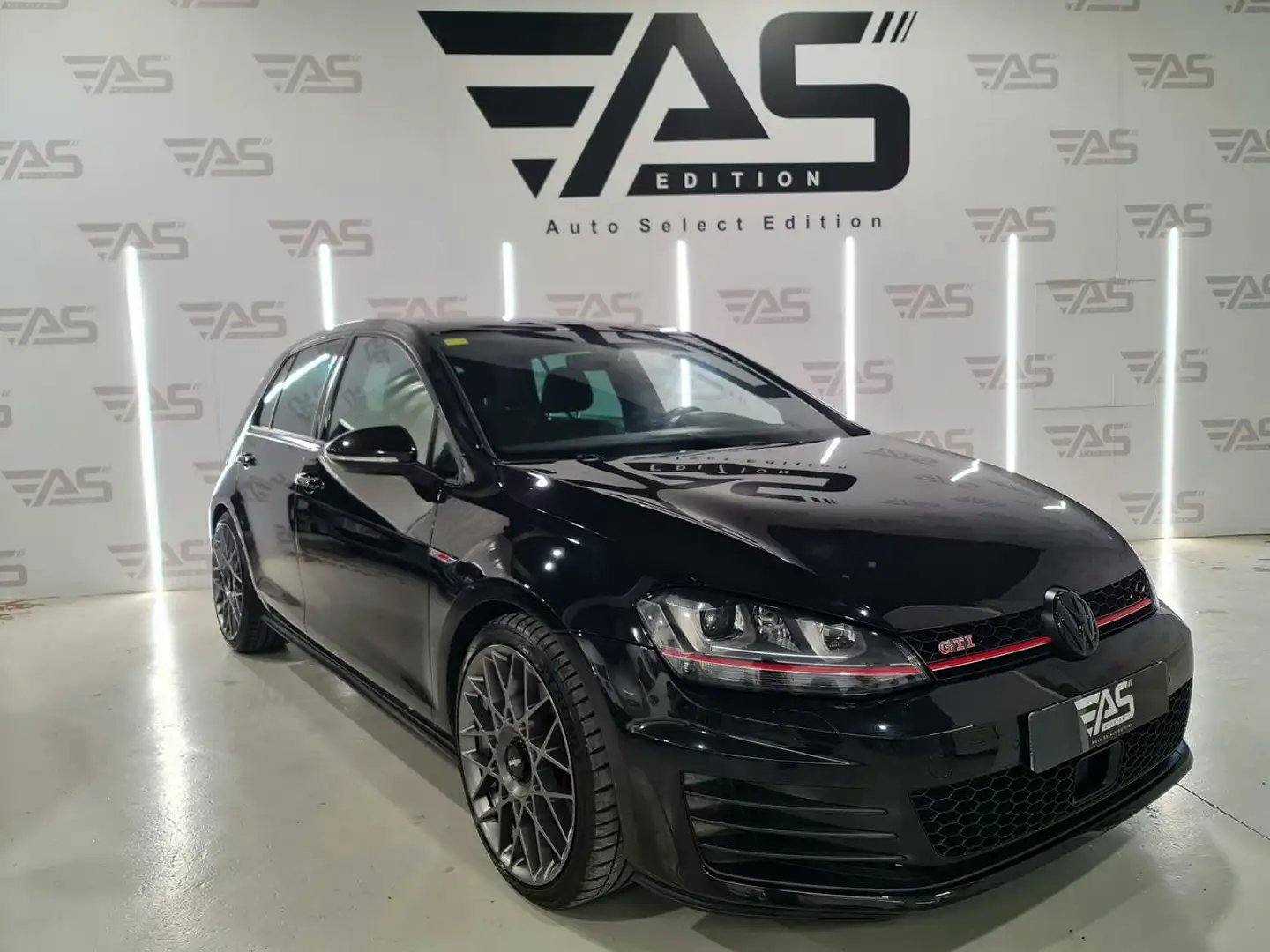 Volkswagen Golf GTI 2.0 TSI 220 Noir - 2