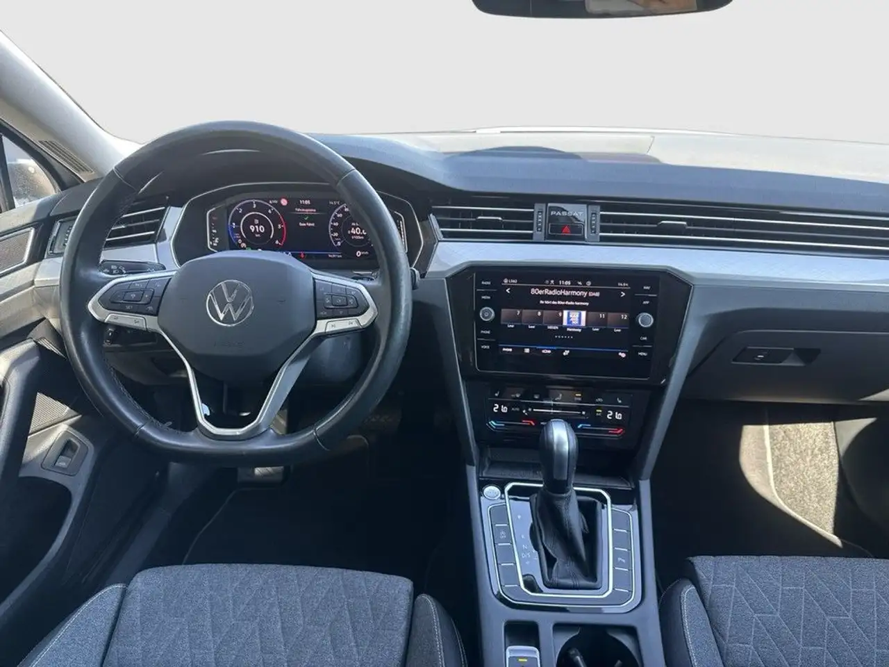 Volkswagen Passat Variant 2.0 TDI Business Navi ACC VC SHZ 14