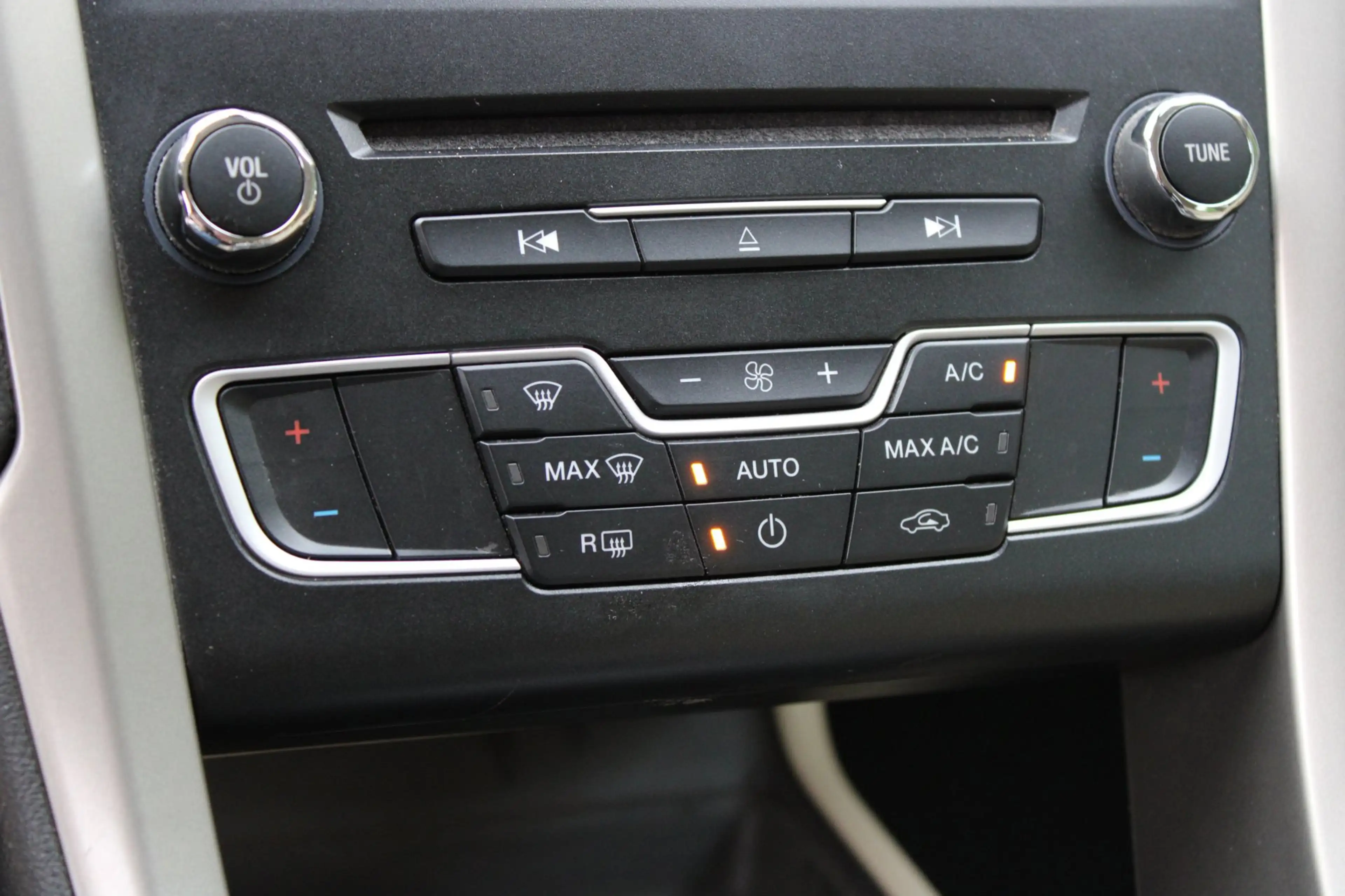 Ford Mondeo Wagon 1.5 Trend | Carplay | Climate control | Navi — photo 8