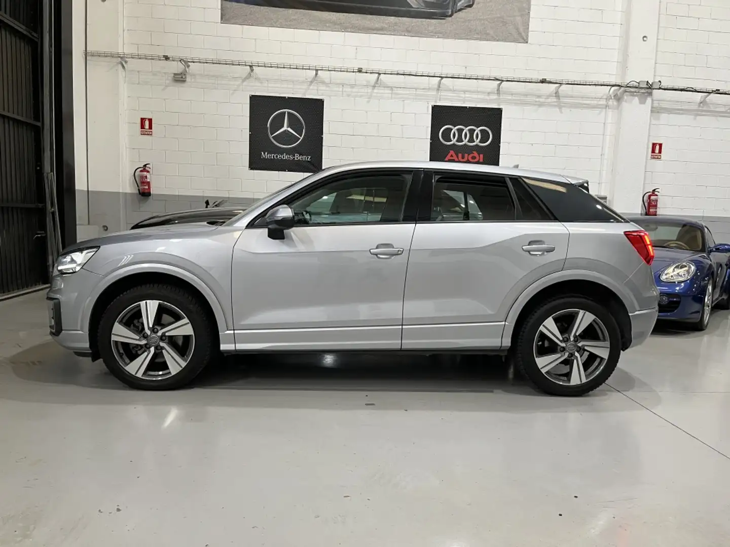 Audi Q2 1.4 TFSI COD Sport edition 110kW Gris - 1
