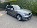 BMW 116 116i Crossed Flag Airco / Benzine / Bluetooth Grijs - thumbnail 1