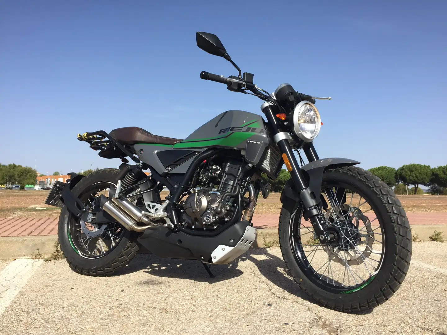 Rieju Century 125 Legend Gris - 1