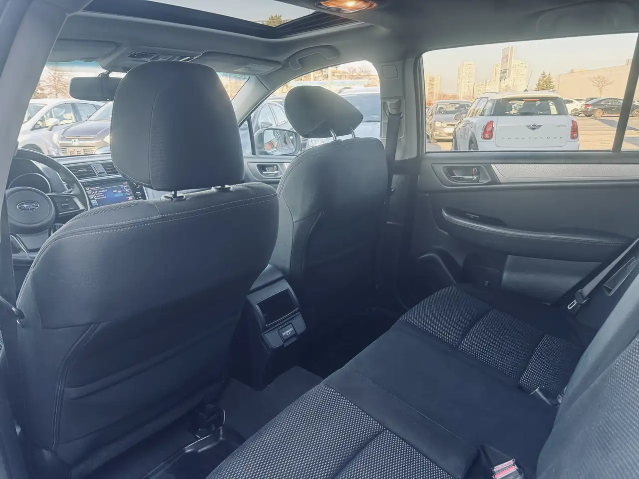 Subaru OUTBACK снимка Subaru OUTBACK