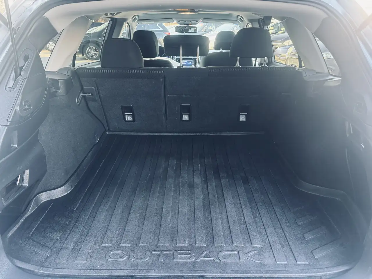 Subaru OUTBACK снимка Subaru OUTBACK
