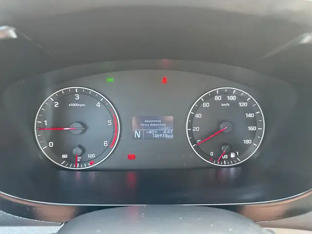Hyundai H 350 view 15