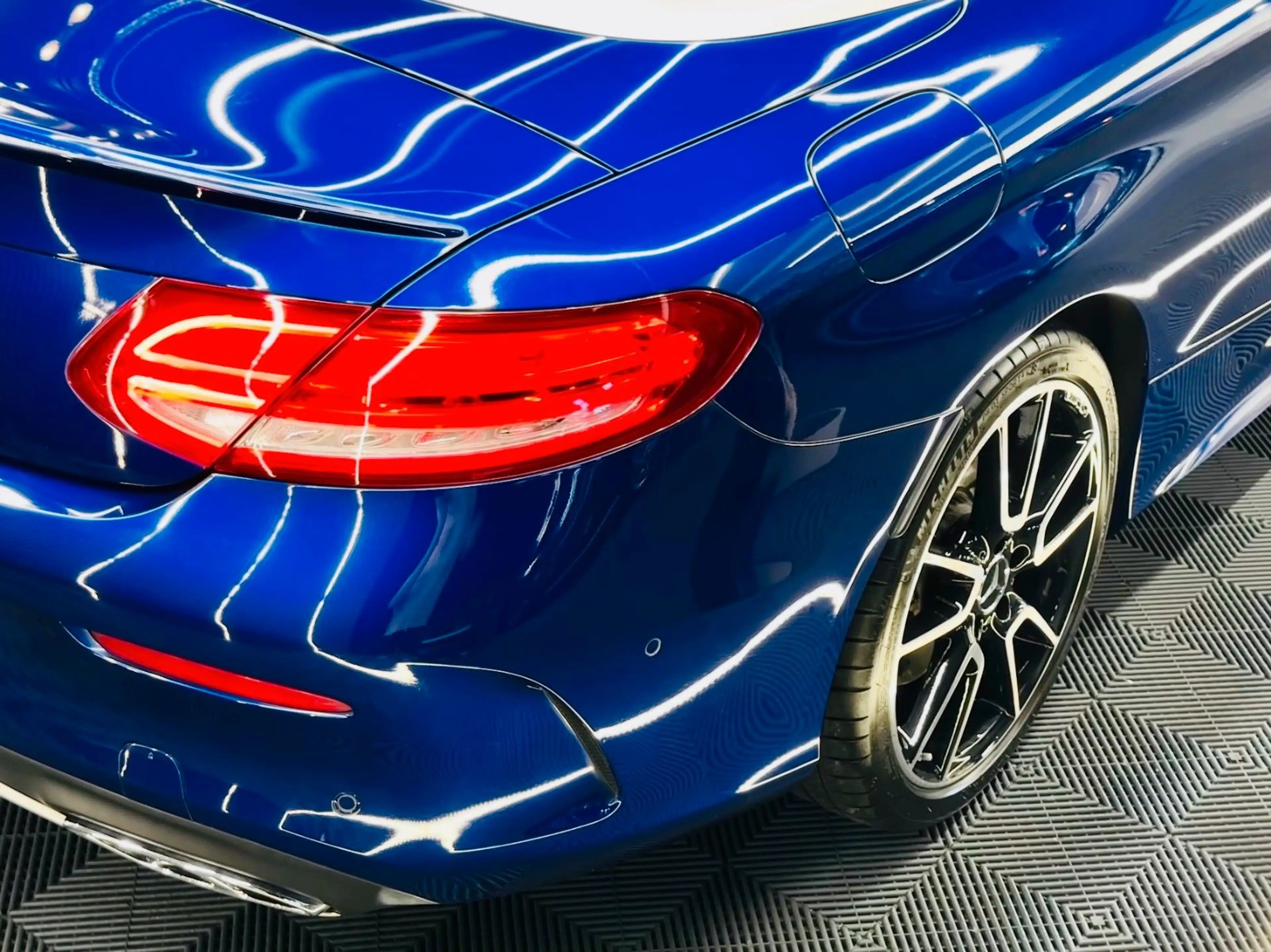 Mercedes-Benz C 43 AMG Cabrio 4Matic — photo 2
