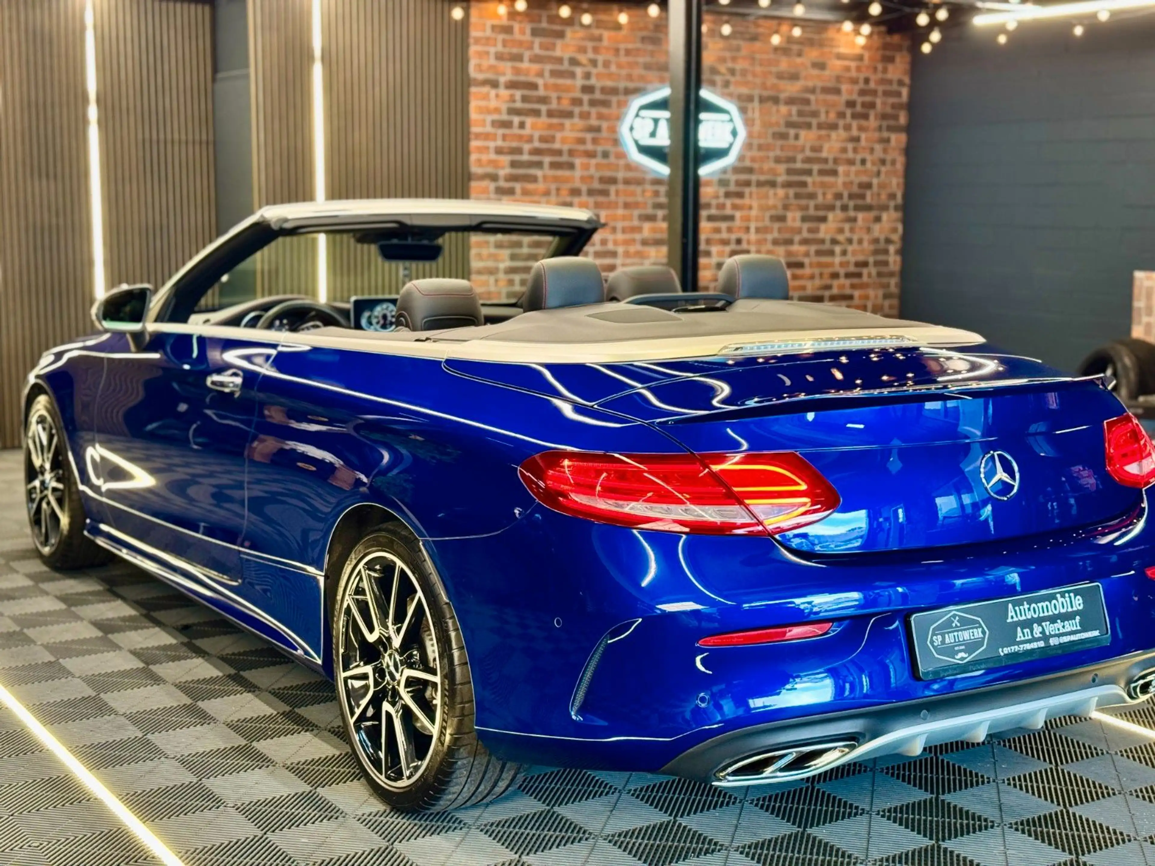 Mercedes-Benz C 43 AMG Cabrio 4Matic — photo 11