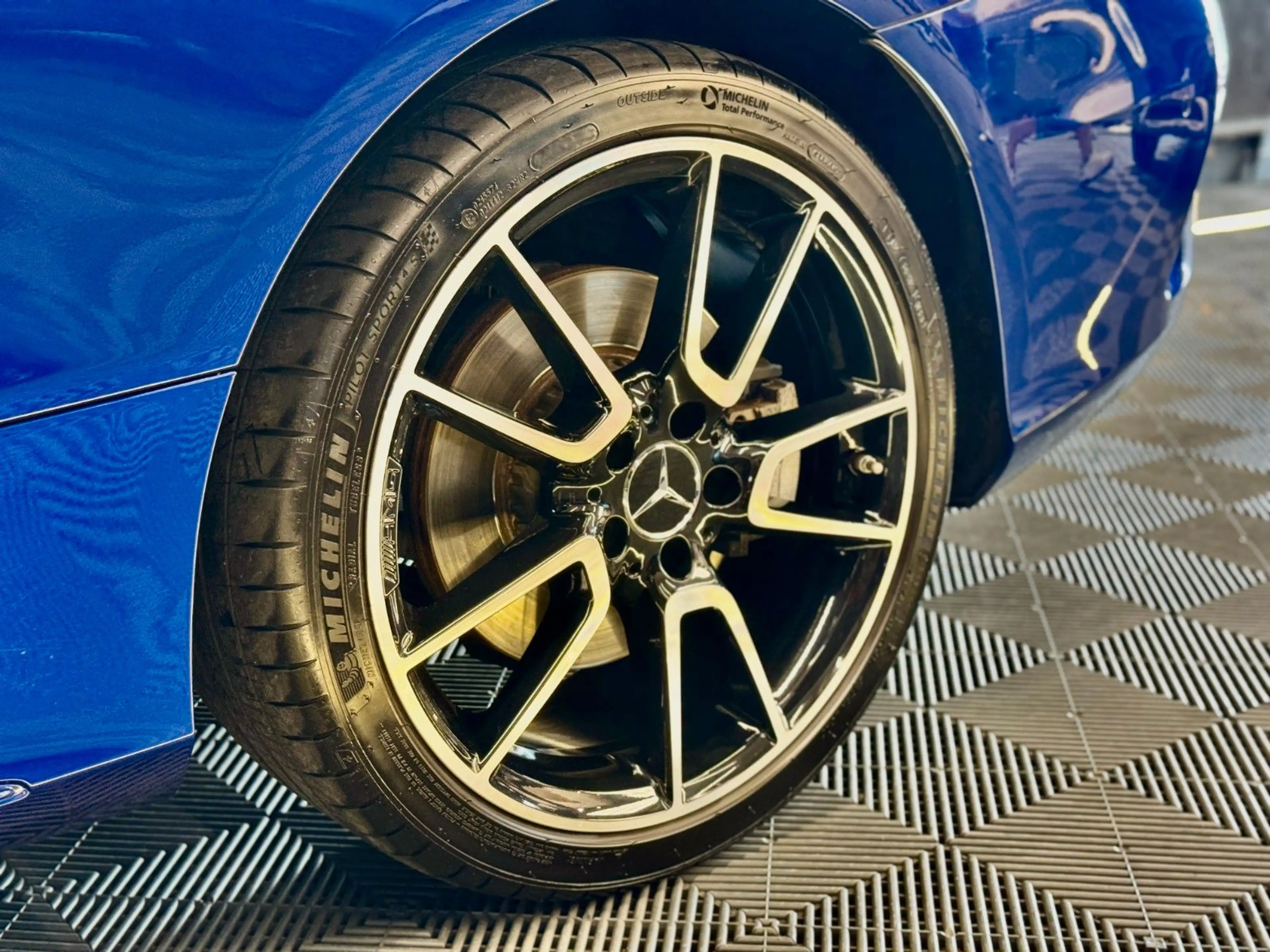 Mercedes-Benz C 43 AMG Cabrio 4Matic — photo 9