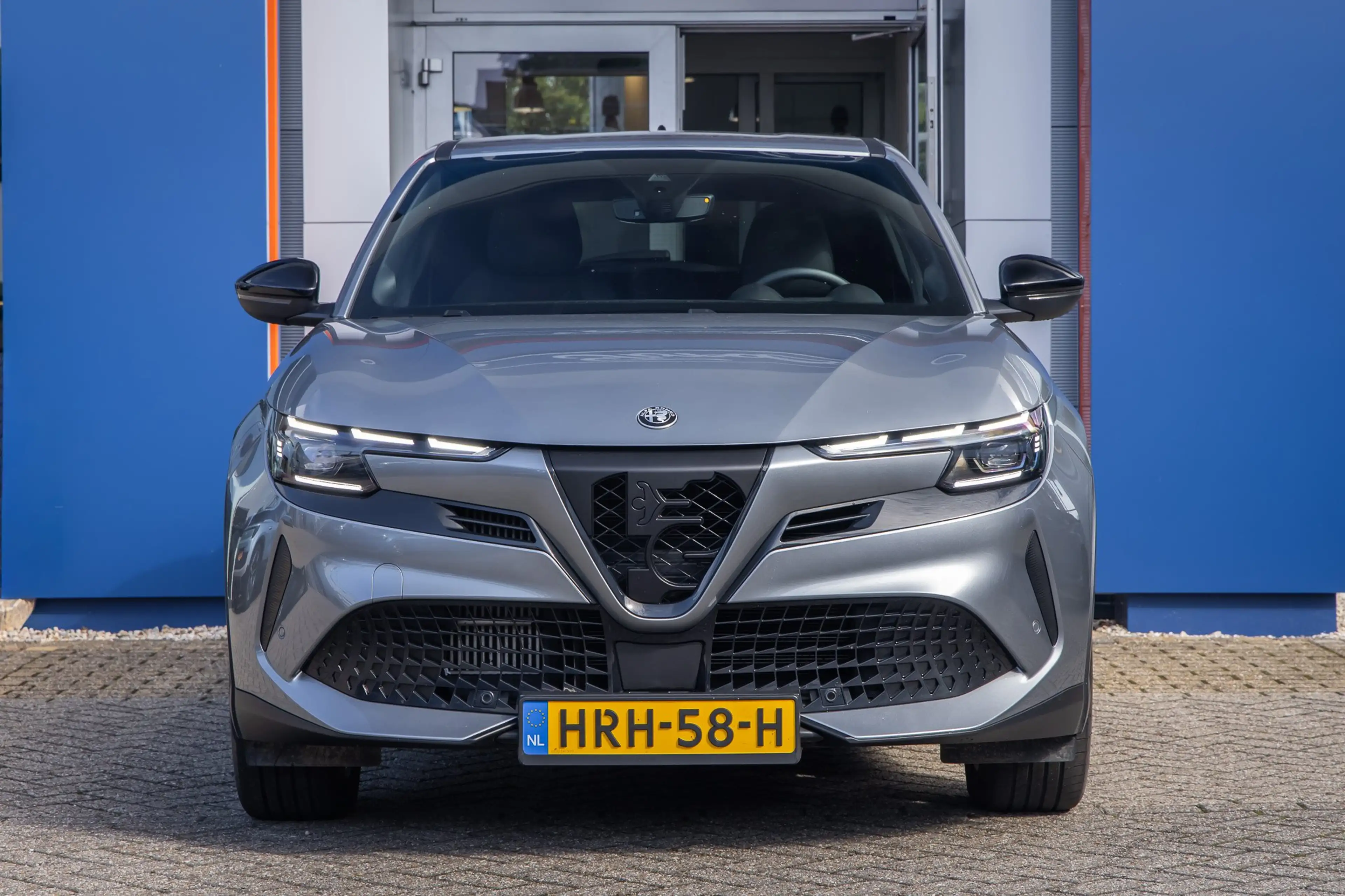 Alfa Romeo Junior 1.2 Turbo Hybrid Ibrida Speciale | Apple Carplay/A — photo 3