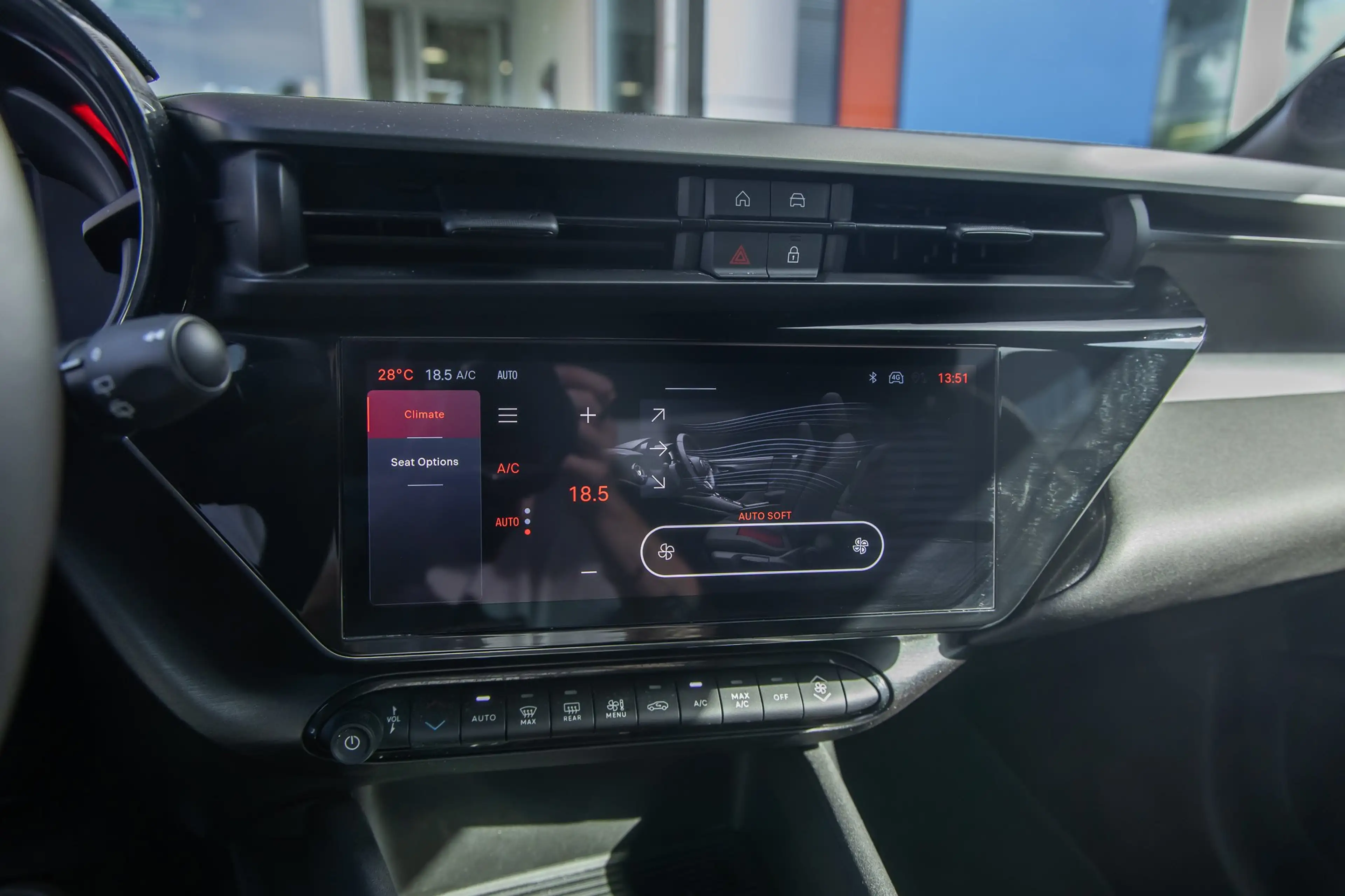 Alfa Romeo Junior 1.2 Turbo Hybrid Ibrida Speciale | Apple Carplay/A — photo 36
