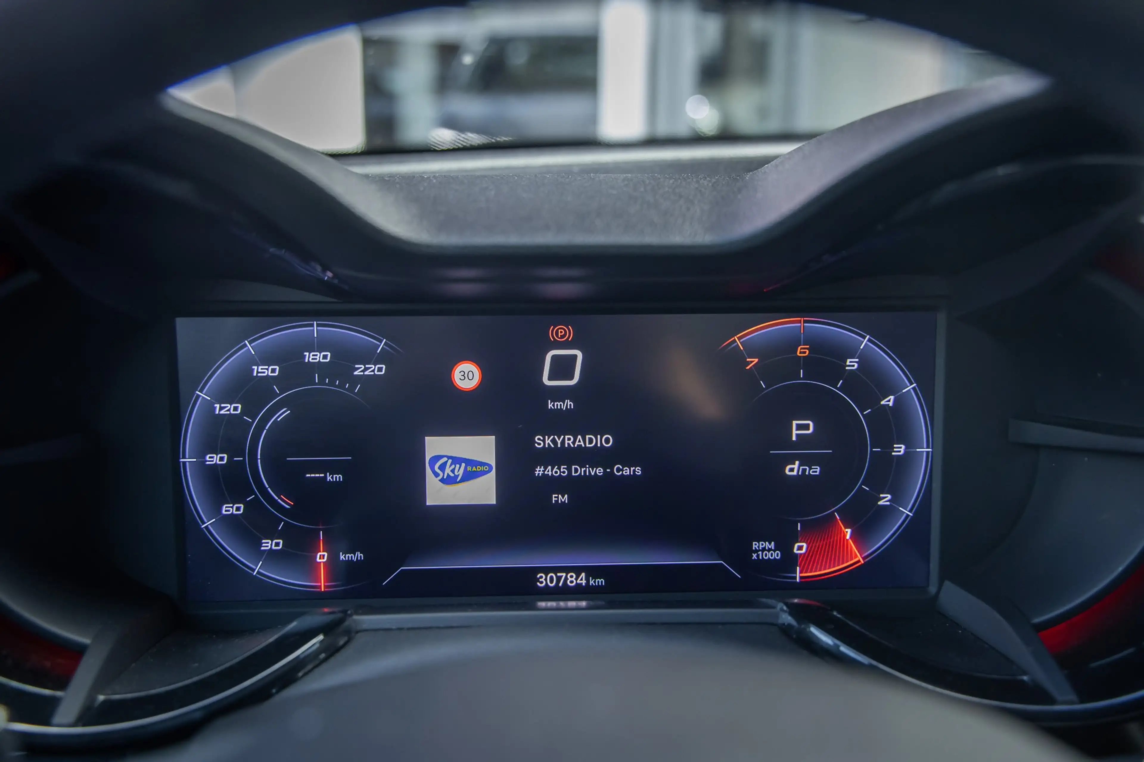 Alfa Romeo Junior 1.2 Turbo Hybrid Ibrida Speciale | Apple Carplay/A — photo 25