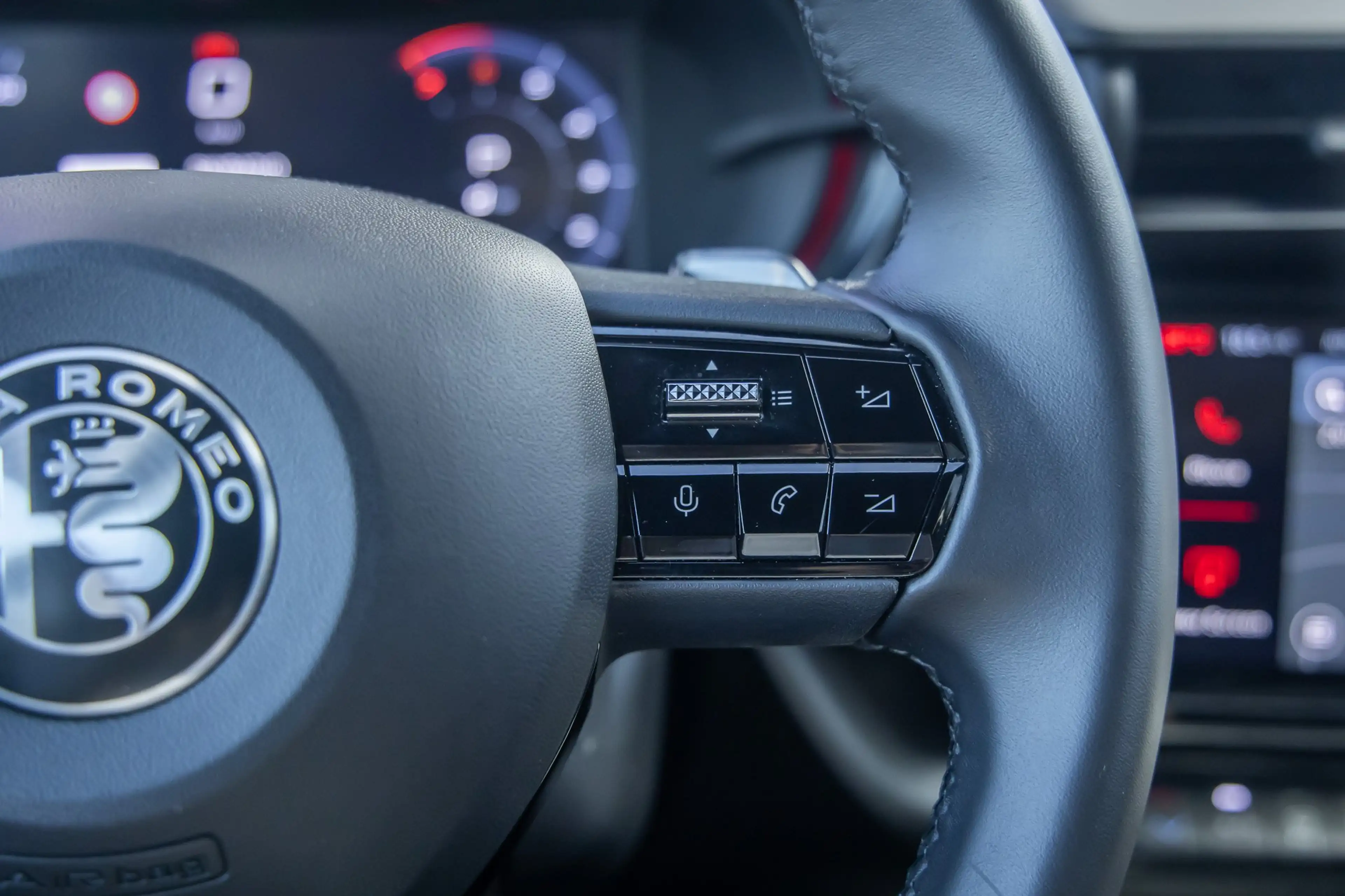 Alfa Romeo Junior 1.2 Turbo Hybrid Ibrida Speciale | Apple Carplay/A — photo 26