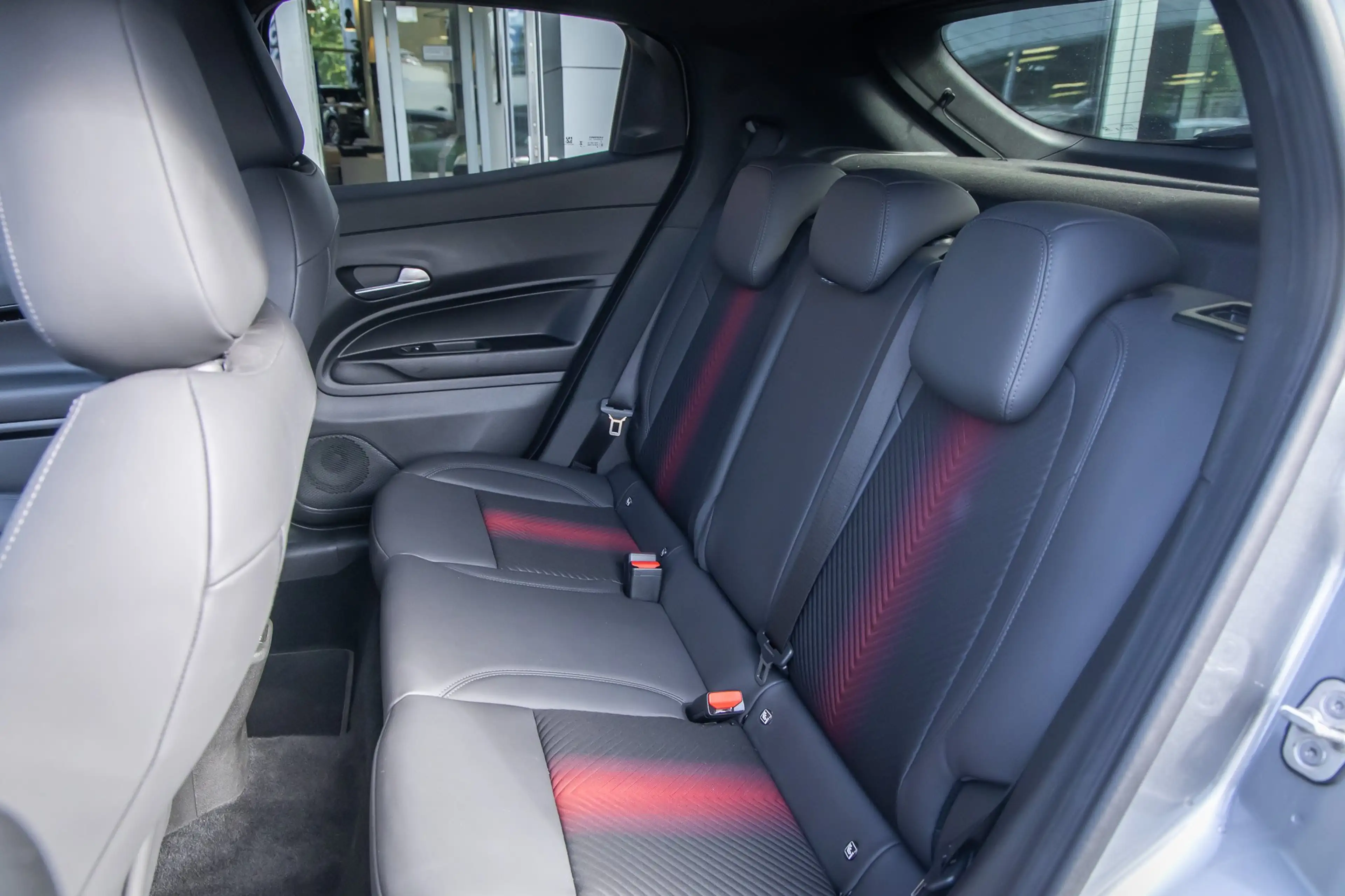 Alfa Romeo Junior 1.2 Turbo Hybrid Ibrida Speciale | Apple Carplay/A — photo 19