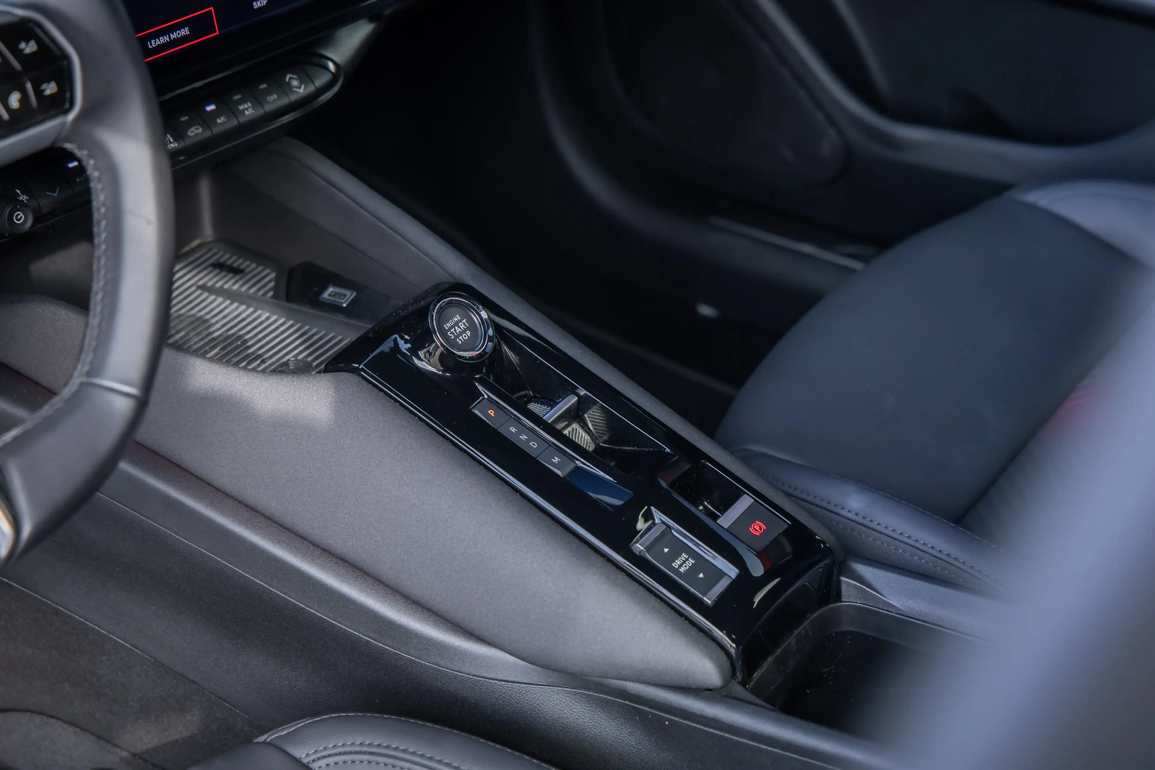Alfa Romeo Junior 1.2 Turbo Hybrid Ibrida Speciale | Apple Carplay/A — photo 20