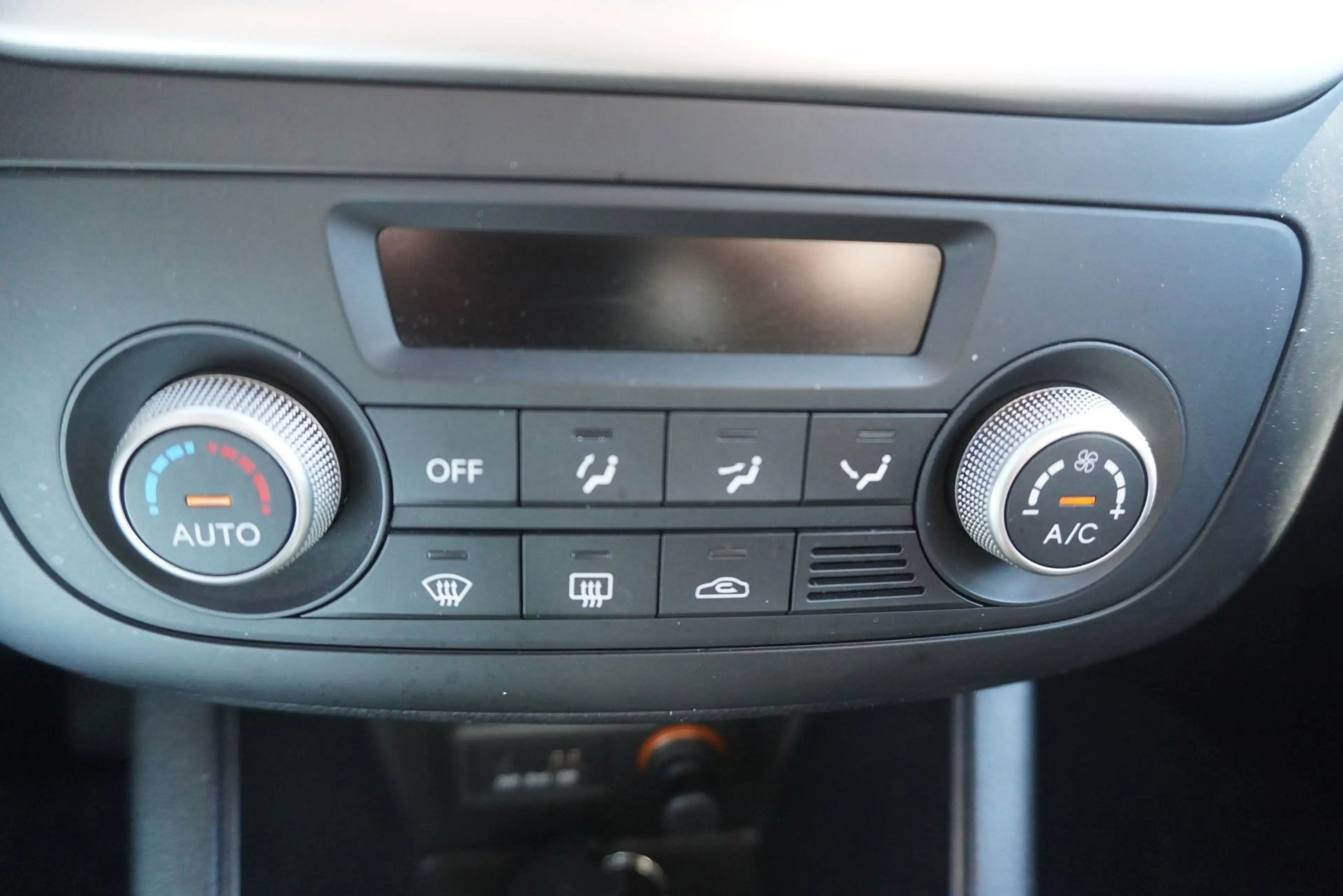 Kia Venga 1.4 Airco/Navi/Camera/Park.sensor achter/Stuur- en — photo 17