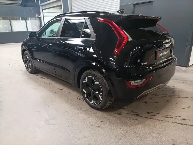 Kia E-Niro view 4