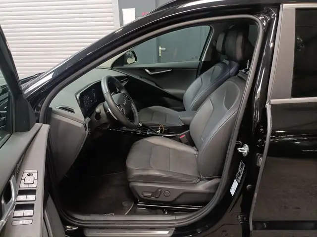 Kia E-Niro view 8