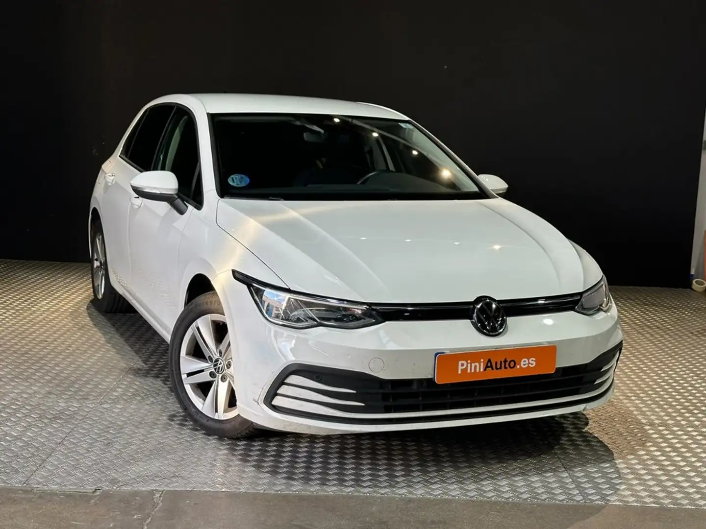 Volkswagen Golf Life 1.0 eTSI 81kW (110CV) DSG Blanco - 2