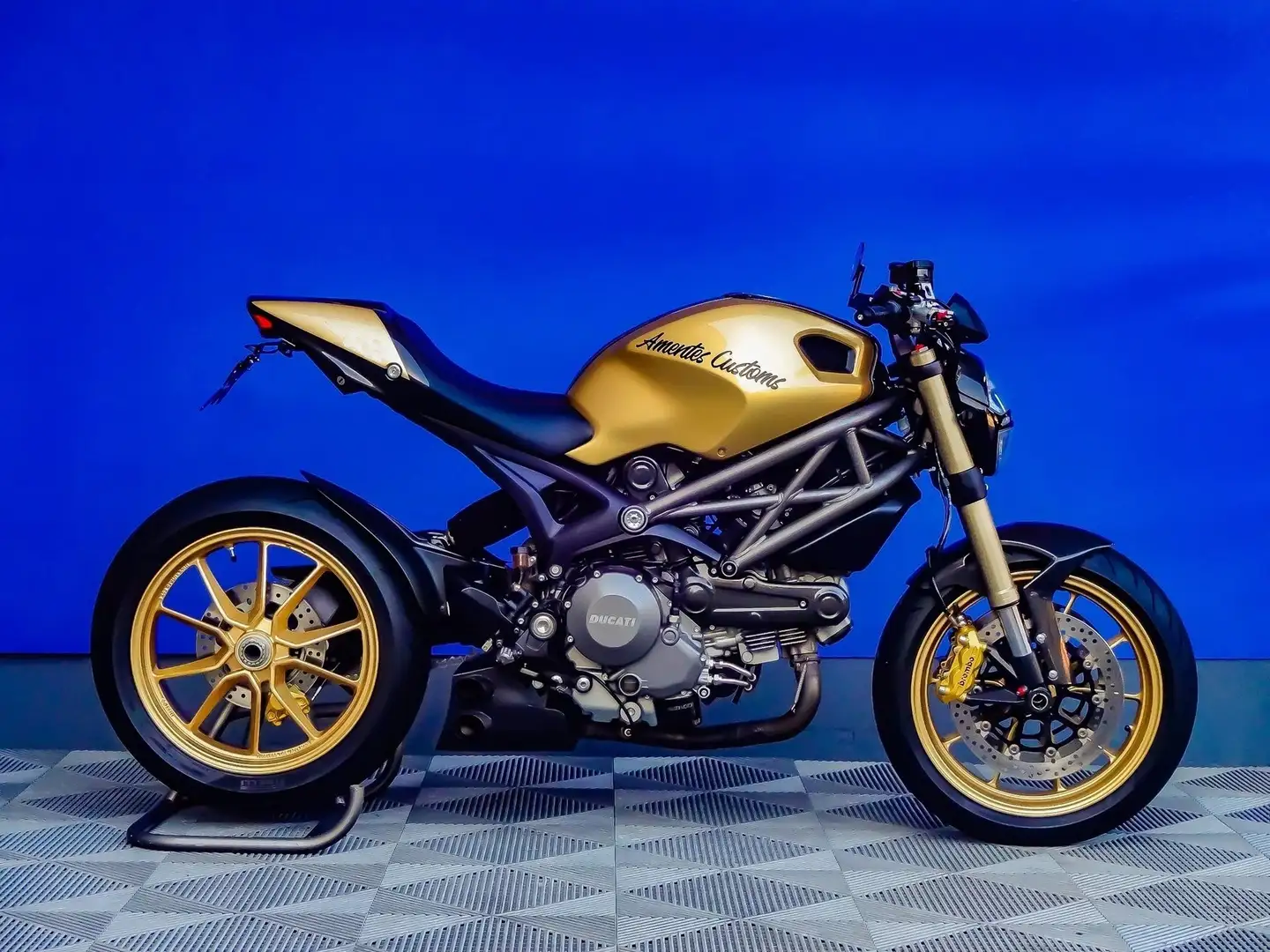 Ducati Monster 1100 EVO Zlatna - 2