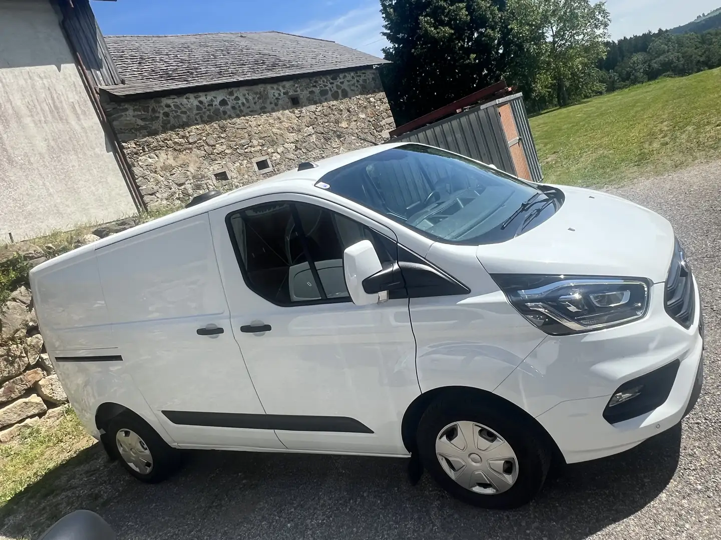 Ford Transit Custom Weiß - 2