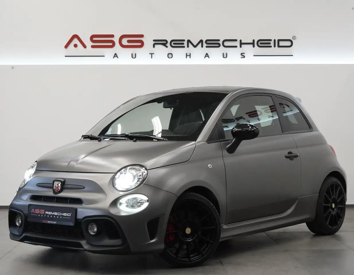 Abarth 595 Esseesse *2.HD *Akra *Schale *Kit-Estetico — photo 1 of 32