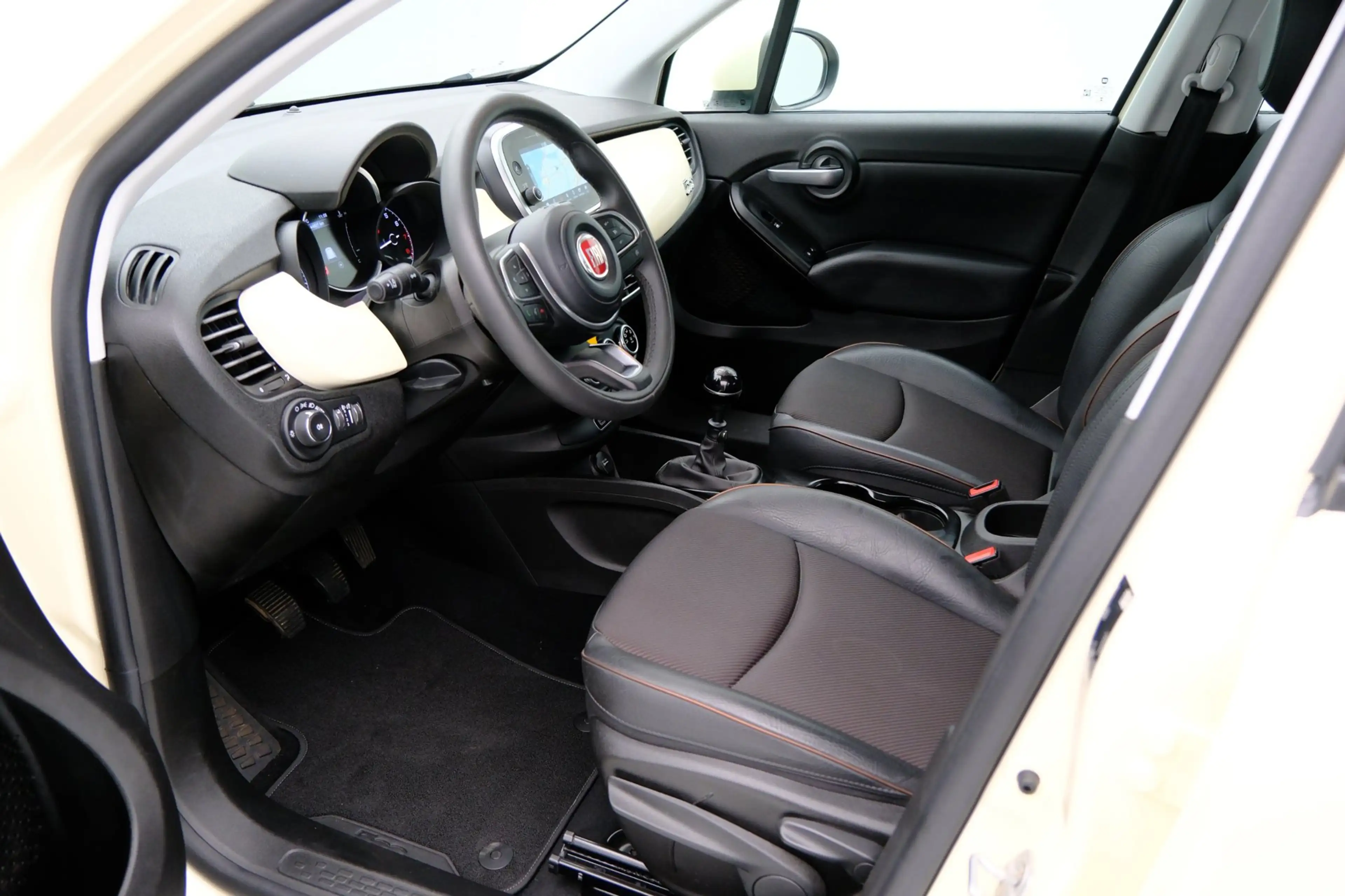 Fiat 500X 1.0 GSE Urban 120TH Edition LED|1e Eig|Half-Leder| — photo 2
