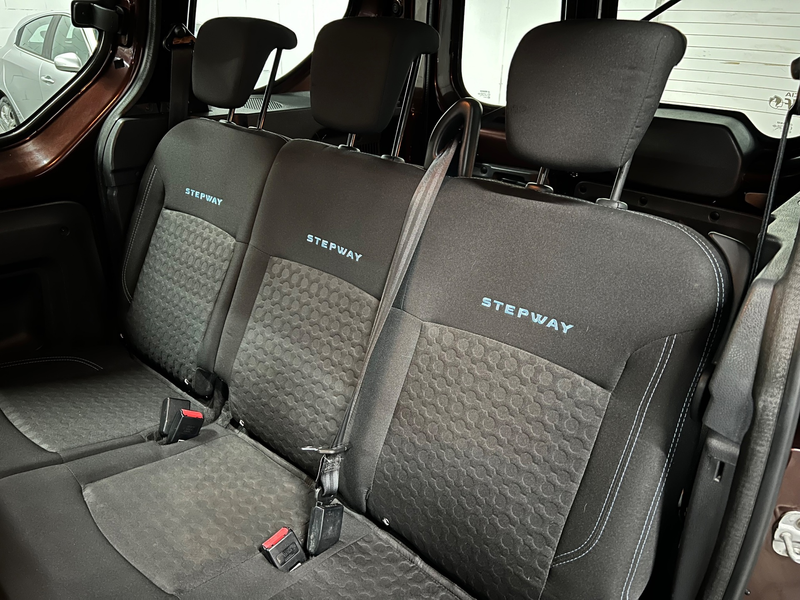 Dacia Dokker 1.2 TCe S&S Stepway NAVIGATIE / 2X SCHUIFDEUR — photo 24