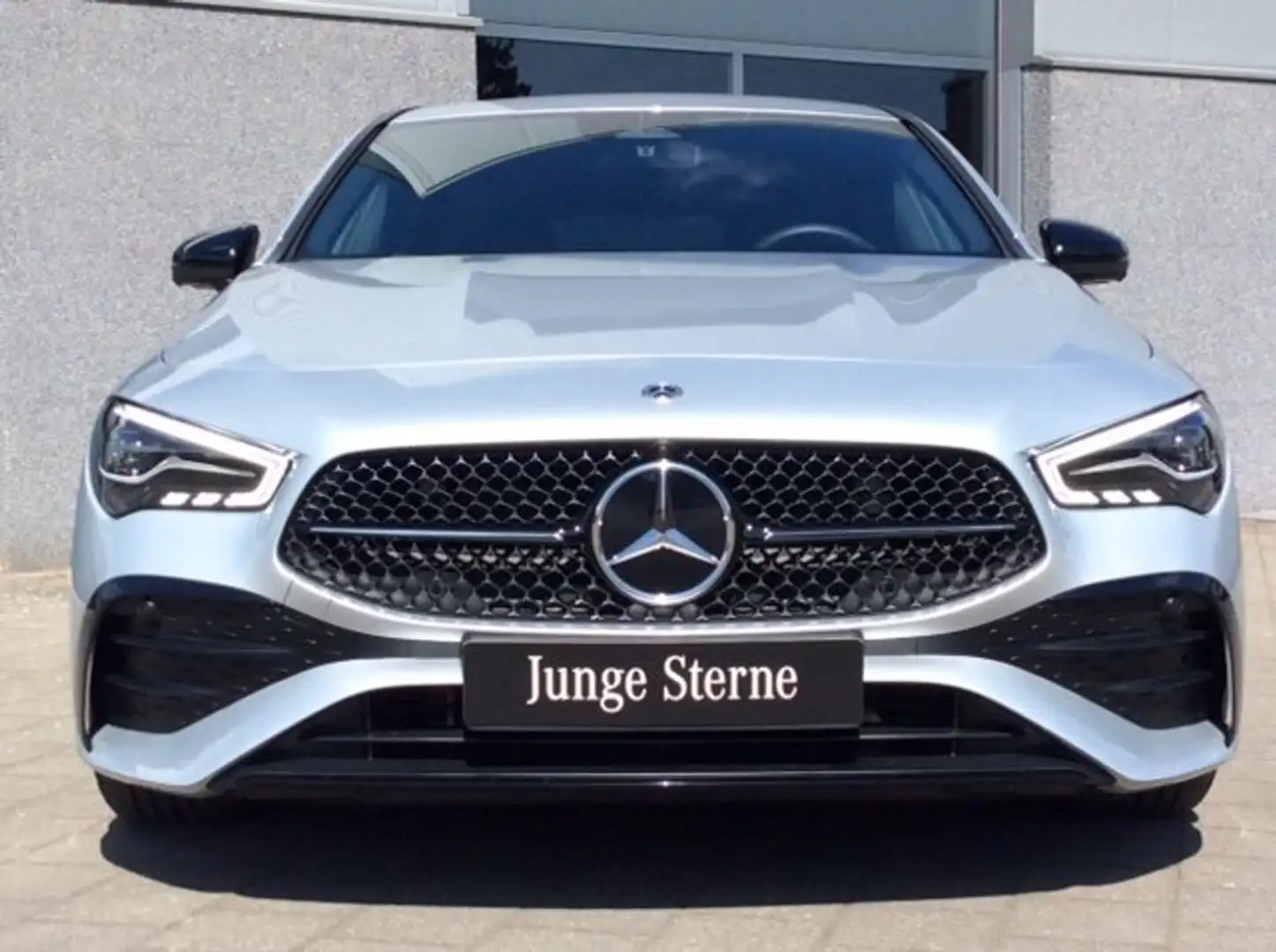 Mercedes-Benz CLA 180 SB AMG*Night*Sfeerverl*Elektr koffer*360°*Trekh Plateado - 2
